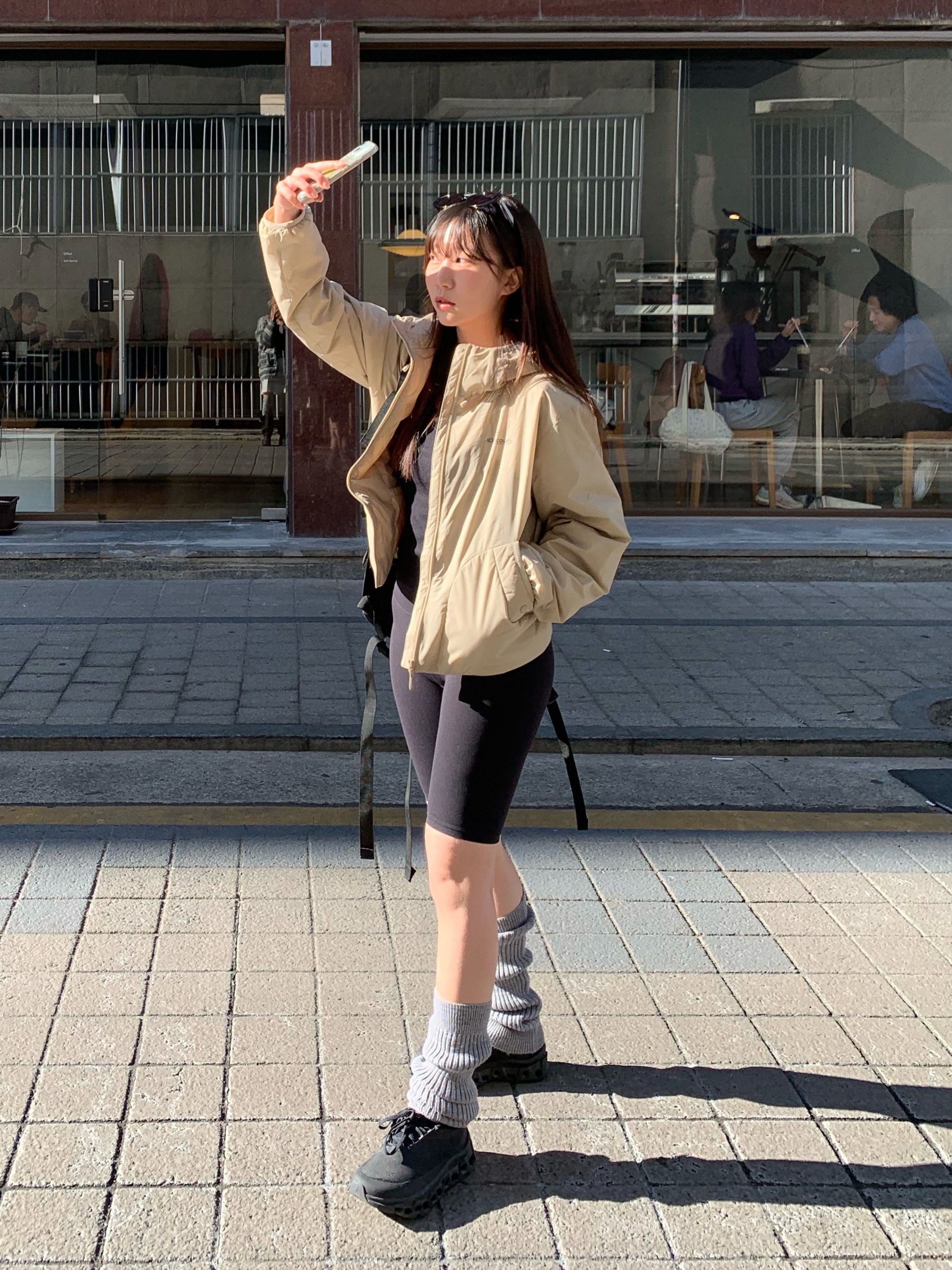 (W) On Running x Post Archive Faction (Paf) Cloudmonster 2 Black Magnet 착용 스타일