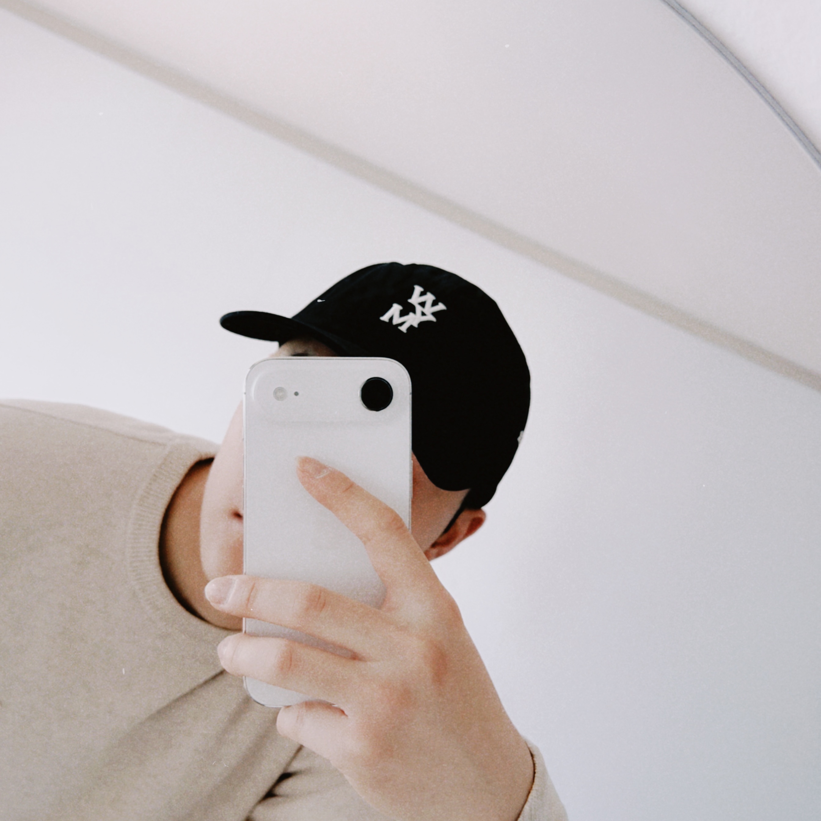 Wooyoungmi Logo Ball Cap Black - 24FW 착용 스타일 - 1