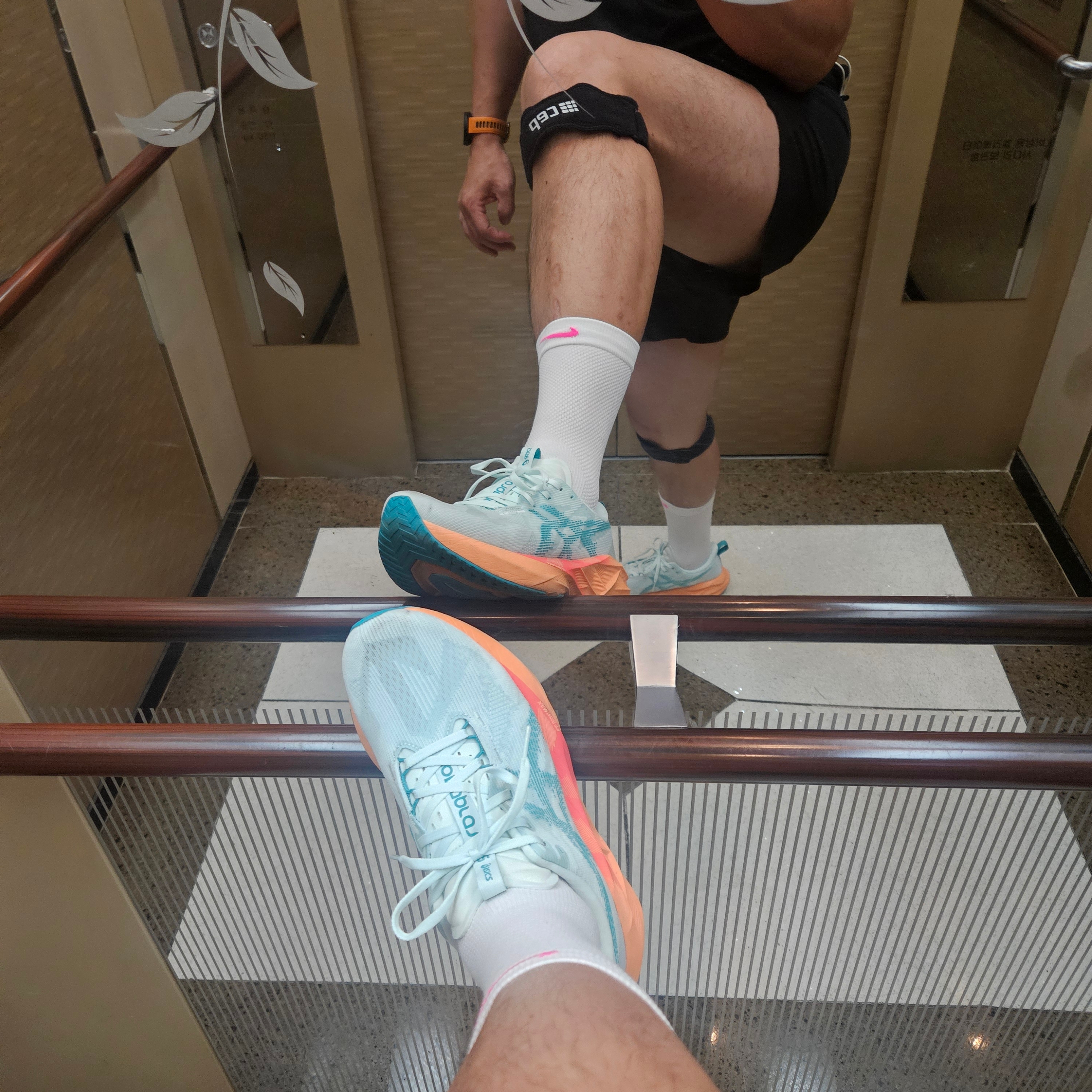 Asics Novablast 5 Soothing Sea Wave Teal 착용 스타일 - 6