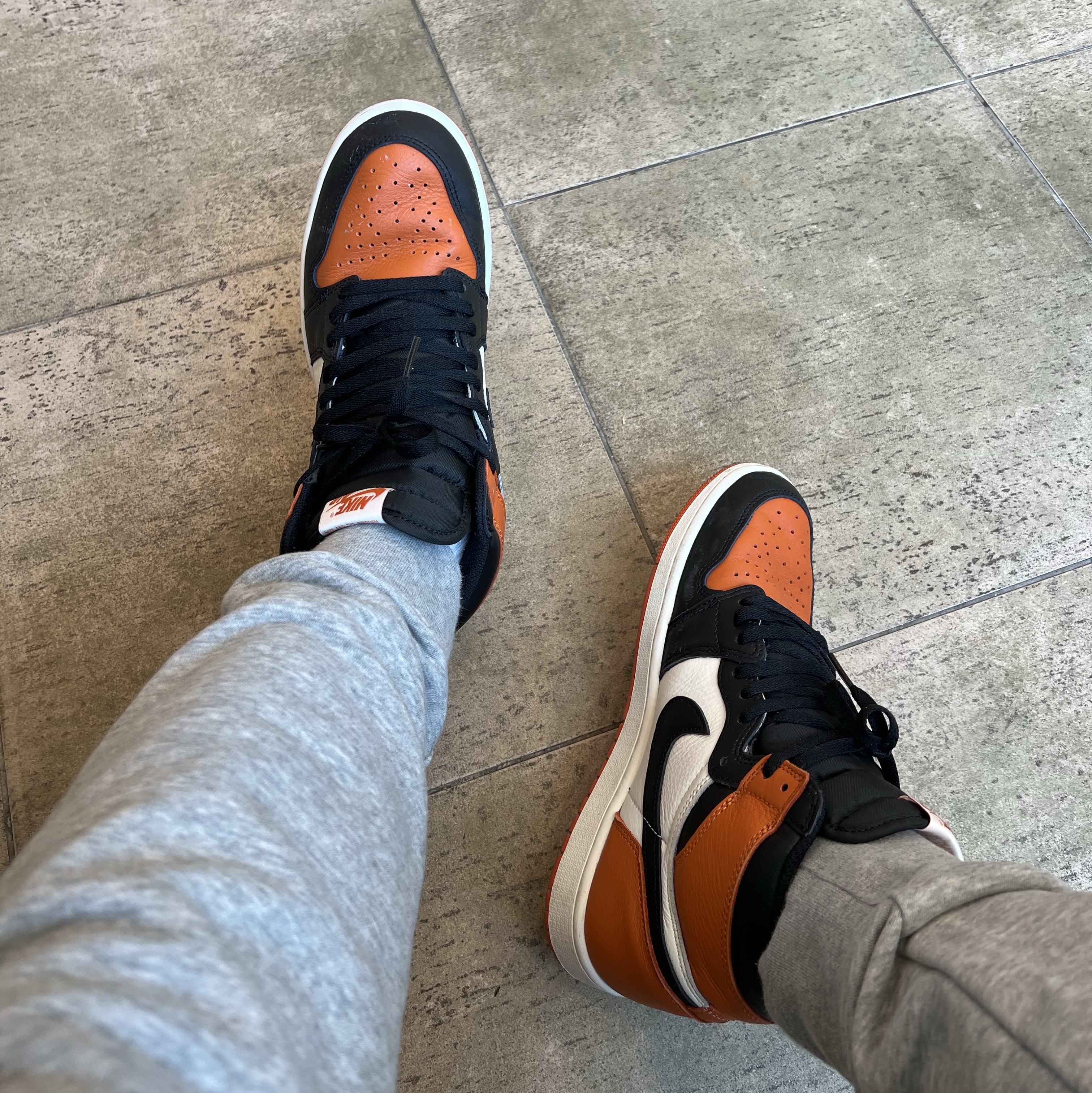 Jordan 1 Retro High OG Shattered Backboard 착용 스타일 - 1