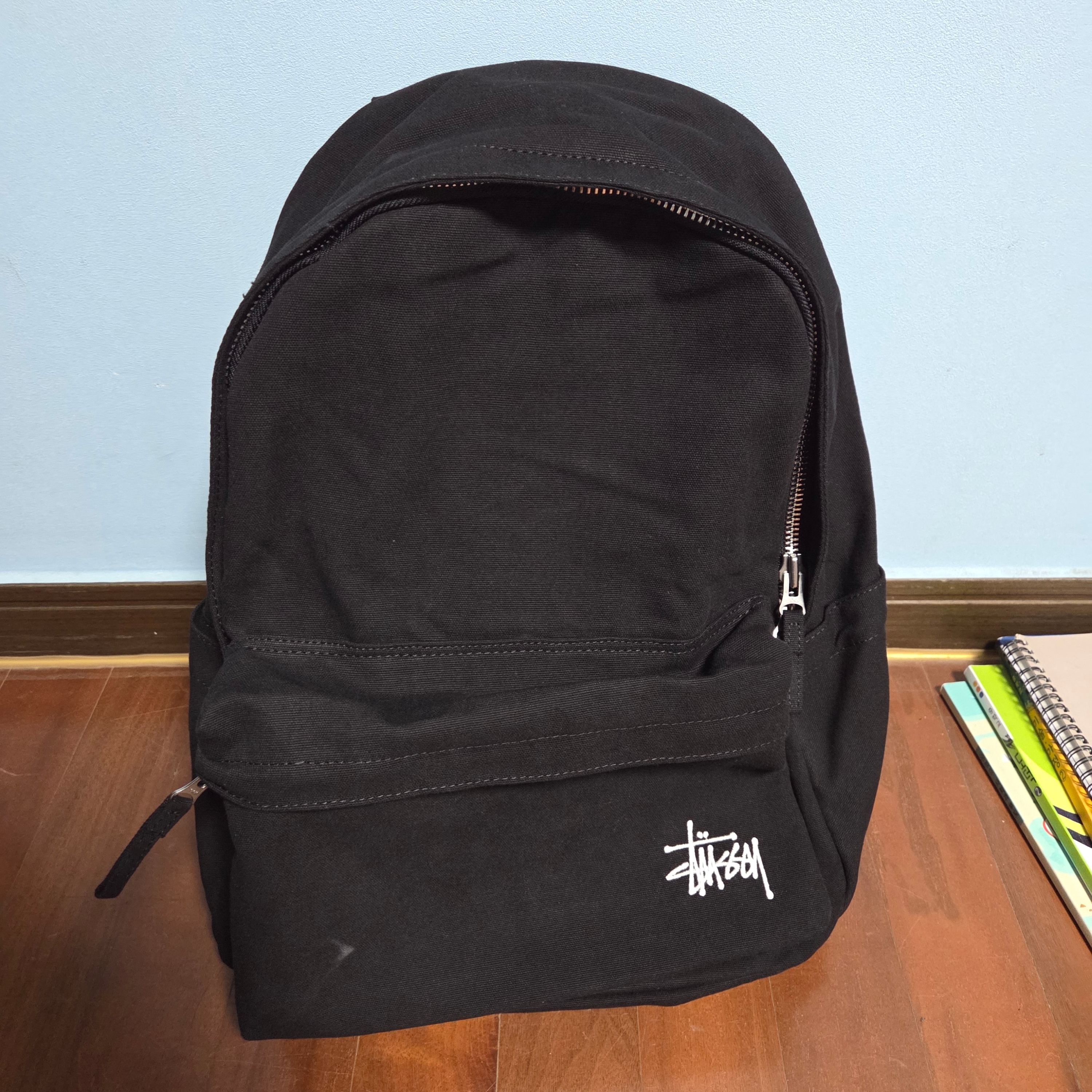 Stussy Canvas Backpack Black 착용 스타일
