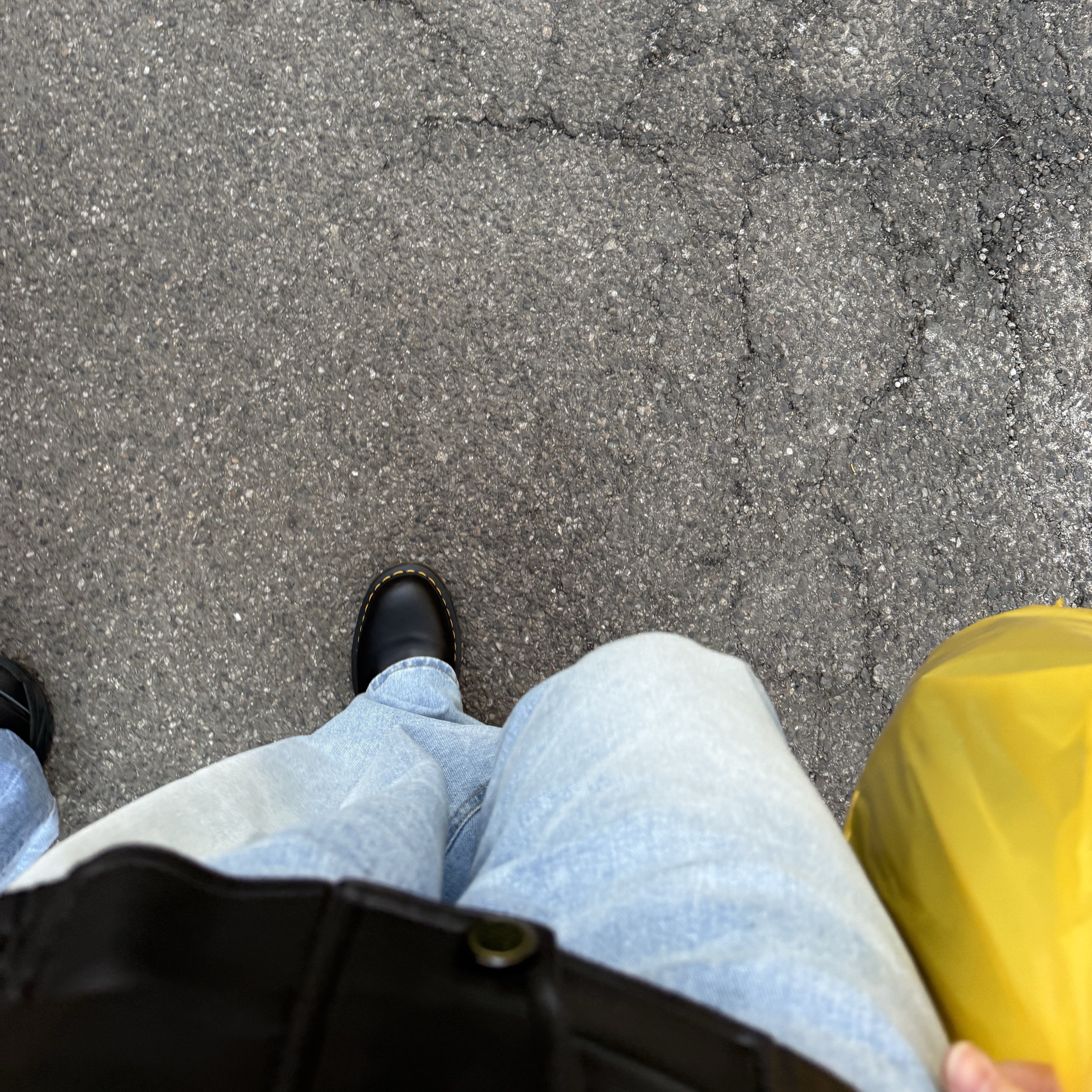 Dr. Martens 1461 Smooth Black 착용 스타일