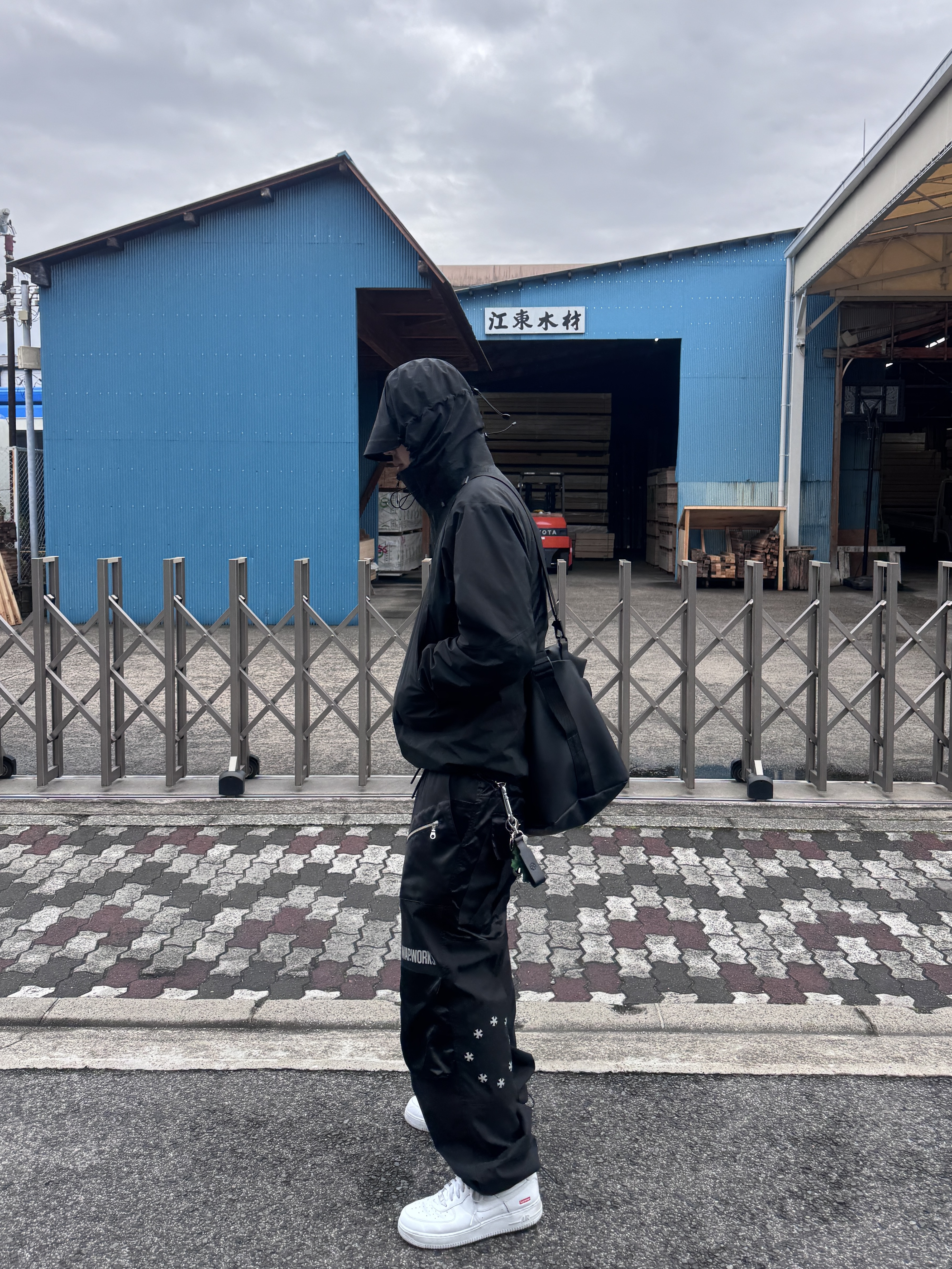 Wapworks Protective Shell 3-Layer Pants, Arc'teryx Beta Jacket Black 착용 스타일 - 2