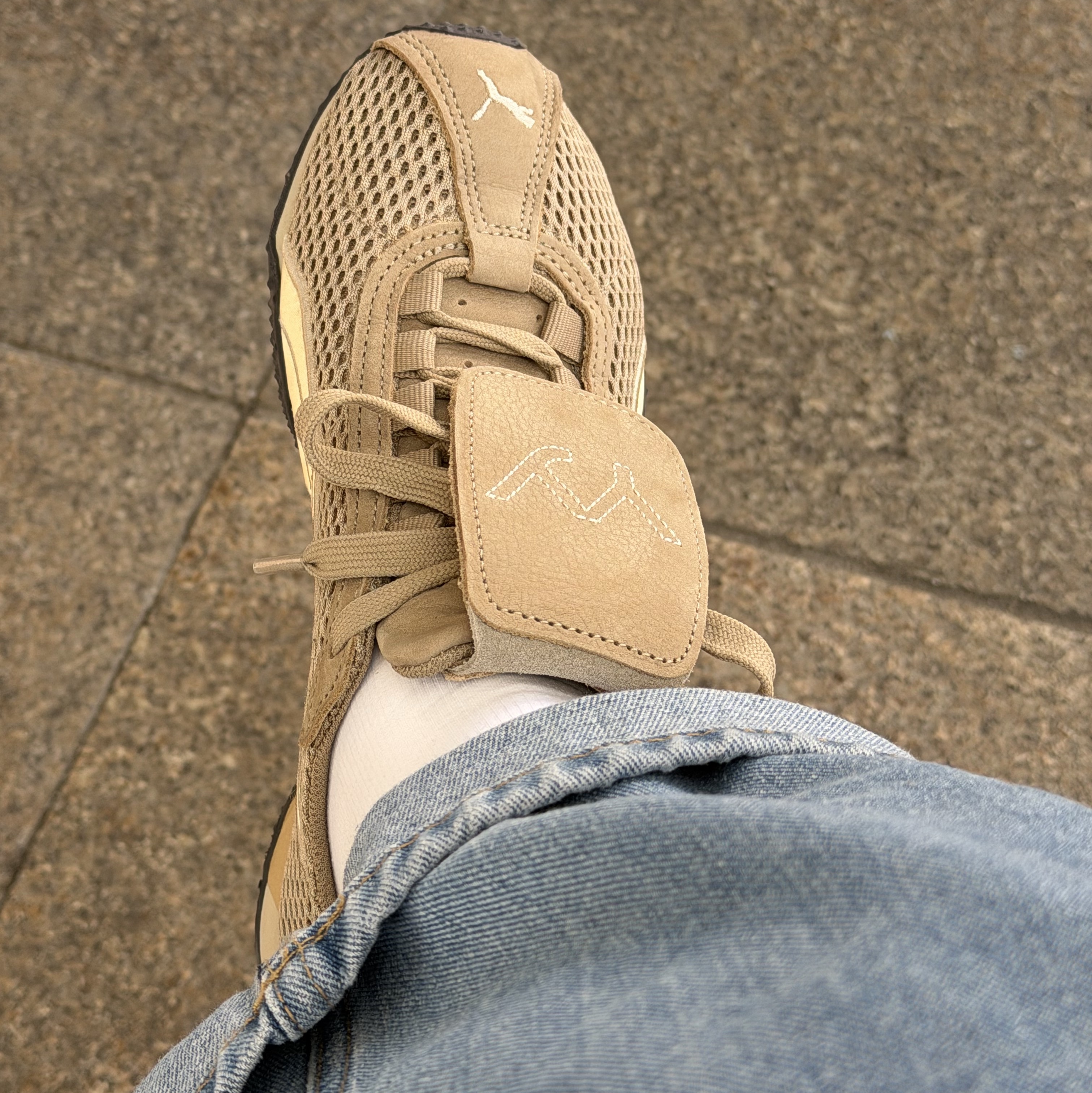 Puma x Open Yy H-street Oak Branch Creamy Vanilla 착용 스타일 - 2
