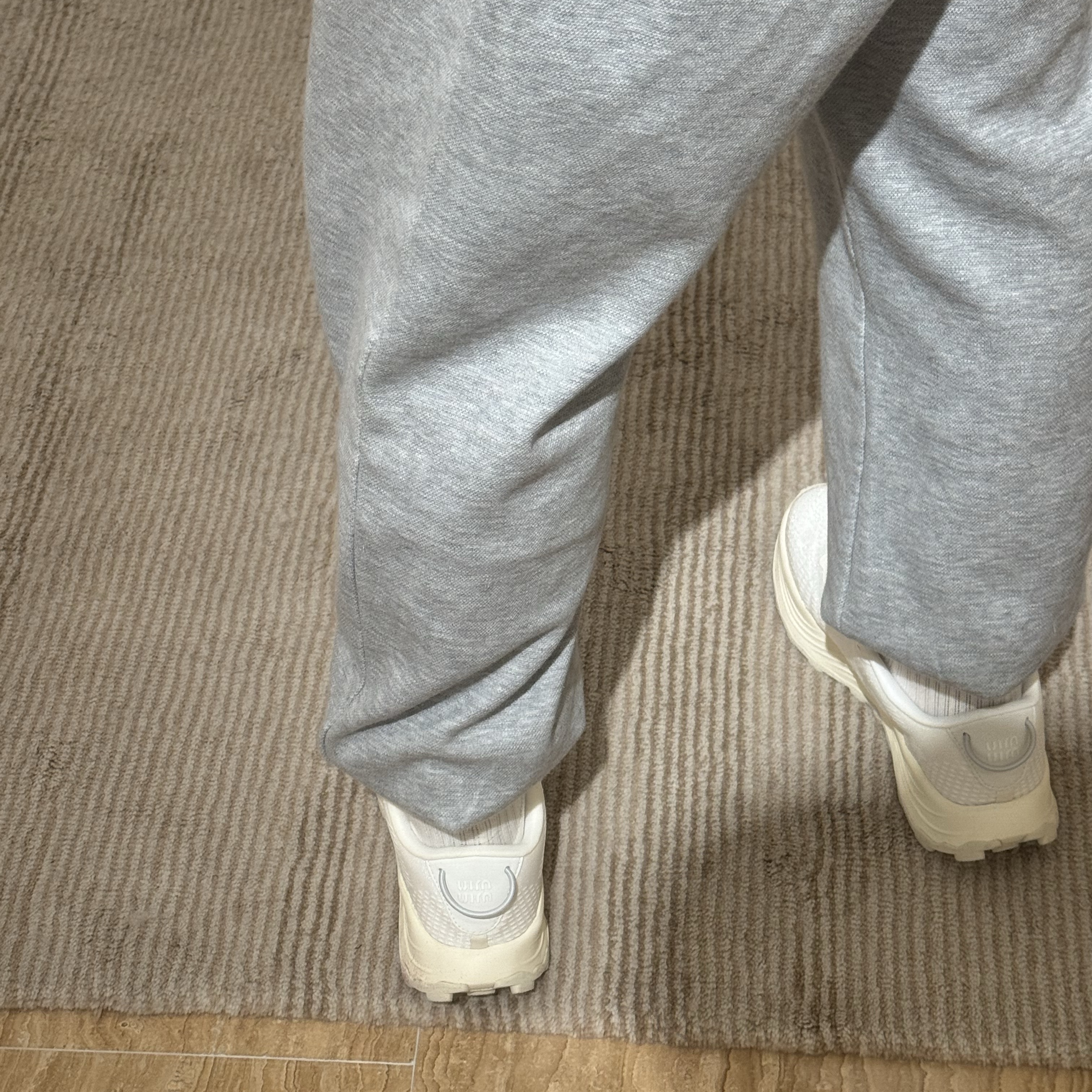 (W) Miu Miu Technical Fabric Sneakers White 착용 스타일 - 4
