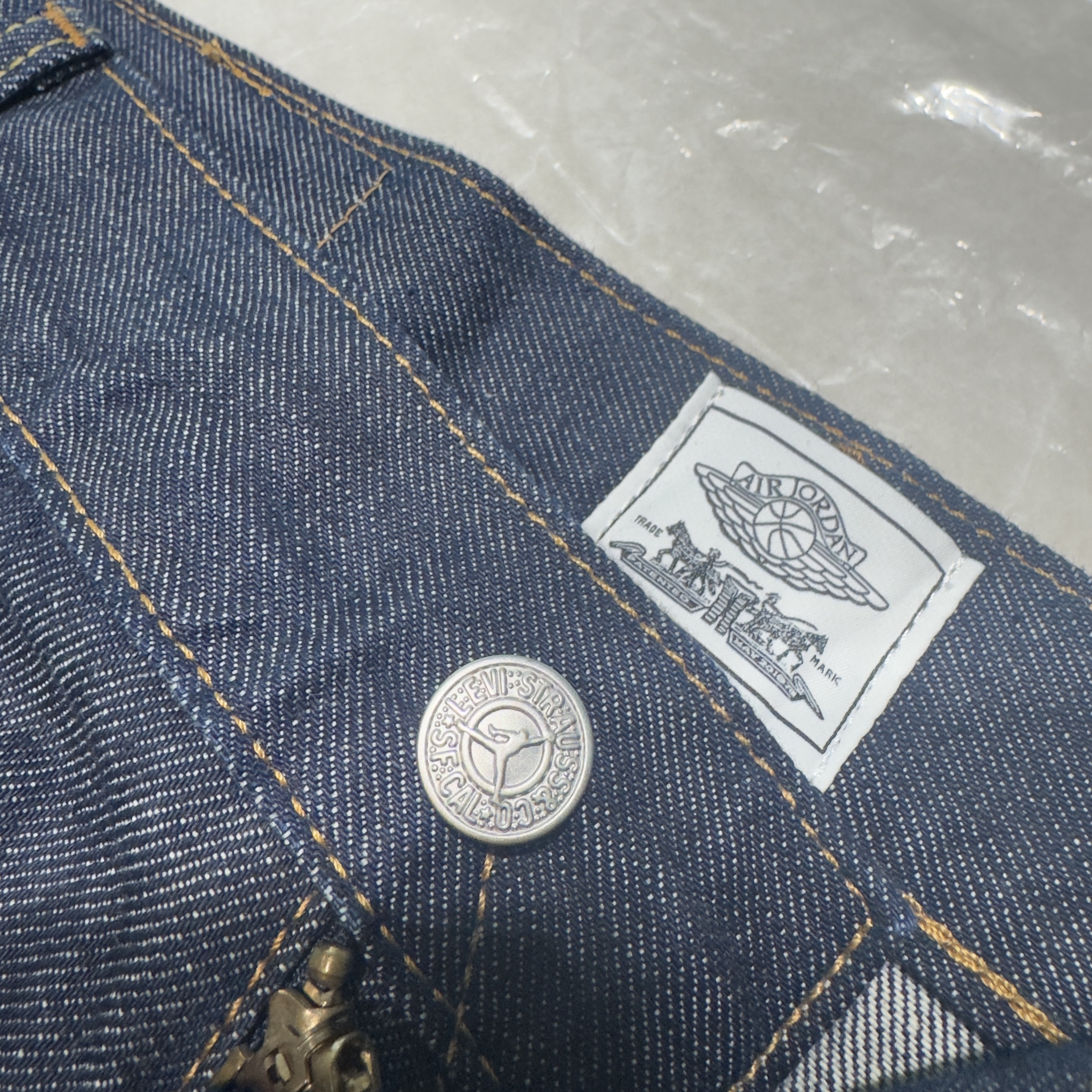 Levi's x Jordan Baggy Shorts Indigo 착용 스타일 - 1