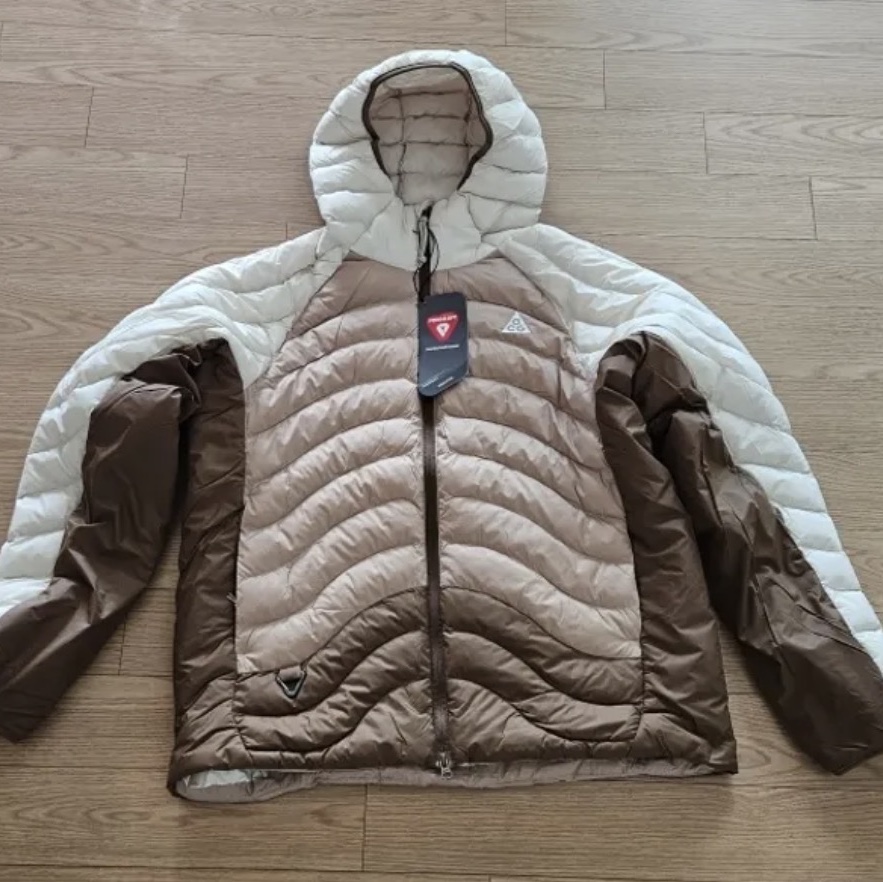 Nike ACG Lava Flow Therma-Fit ADV Jacket Light Khaki Parachute Beige - Asia 착용 스타일