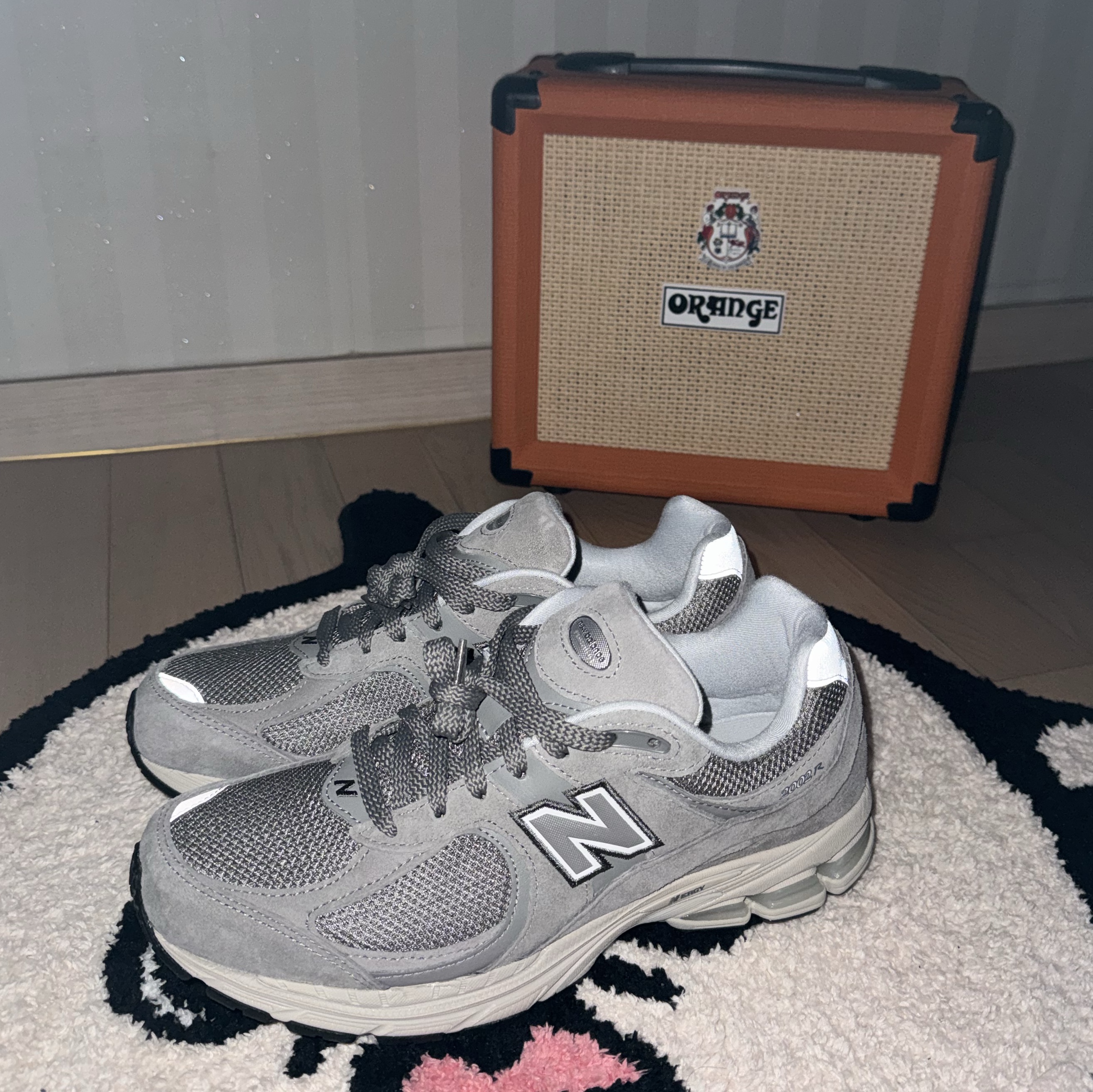 New Balance 2002R Grey 착용 스타일 - 4