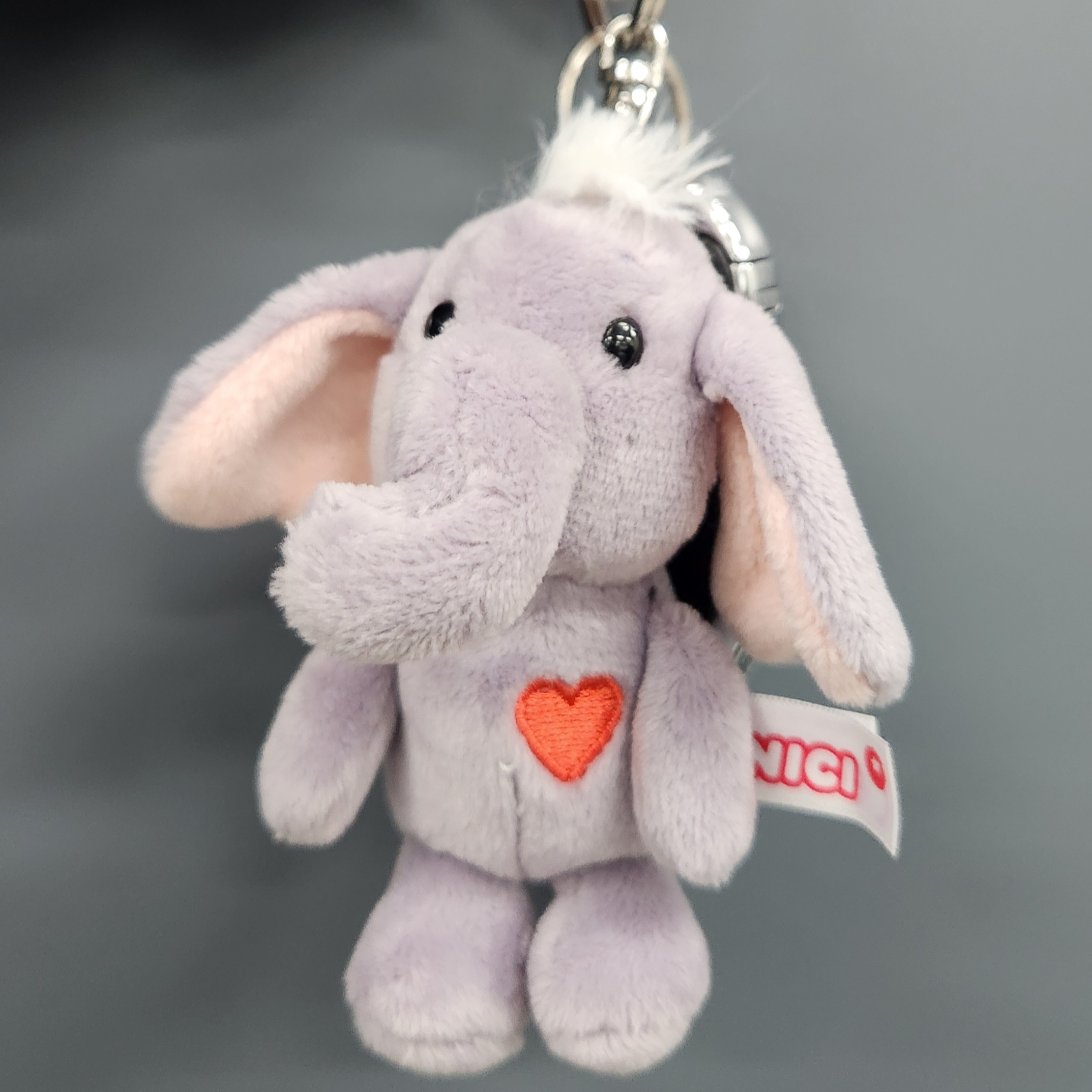[KREAM 단독] NICI Keyholder Love elephant dark grey 10cm GREEN, Polene Cyme Mini Camel 착용 스타일 - 2