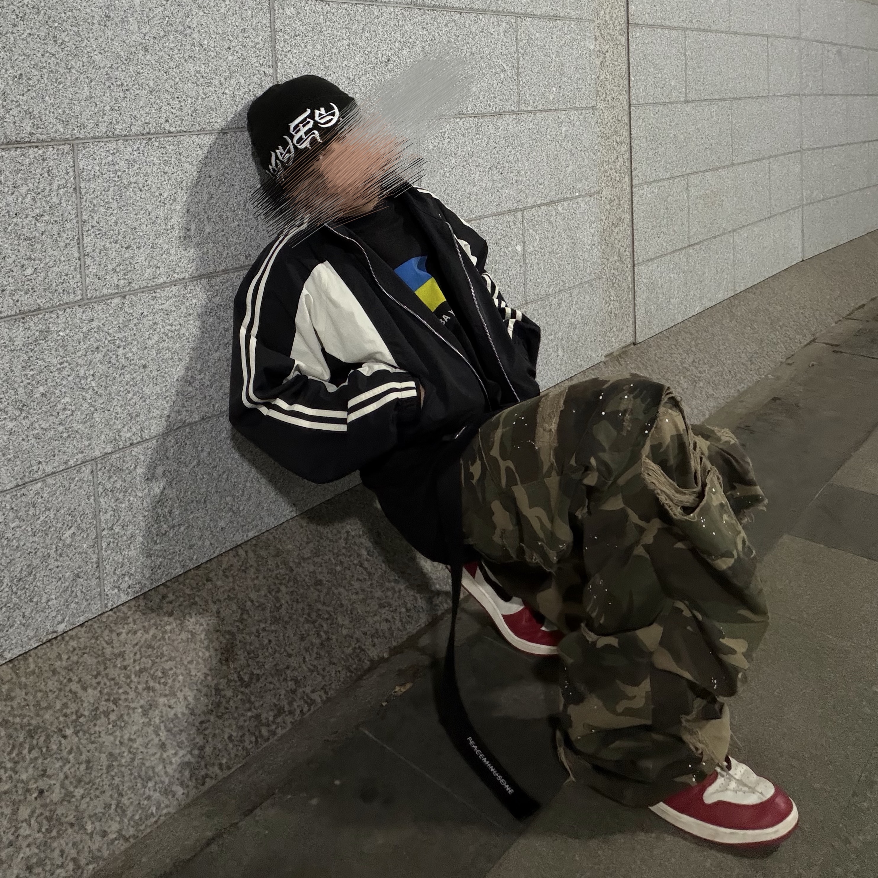 Jordan 1 Retro High OG Chicago 2022, Supreme New Era Blackletter Beanie Black - 25SS 착용 스타일