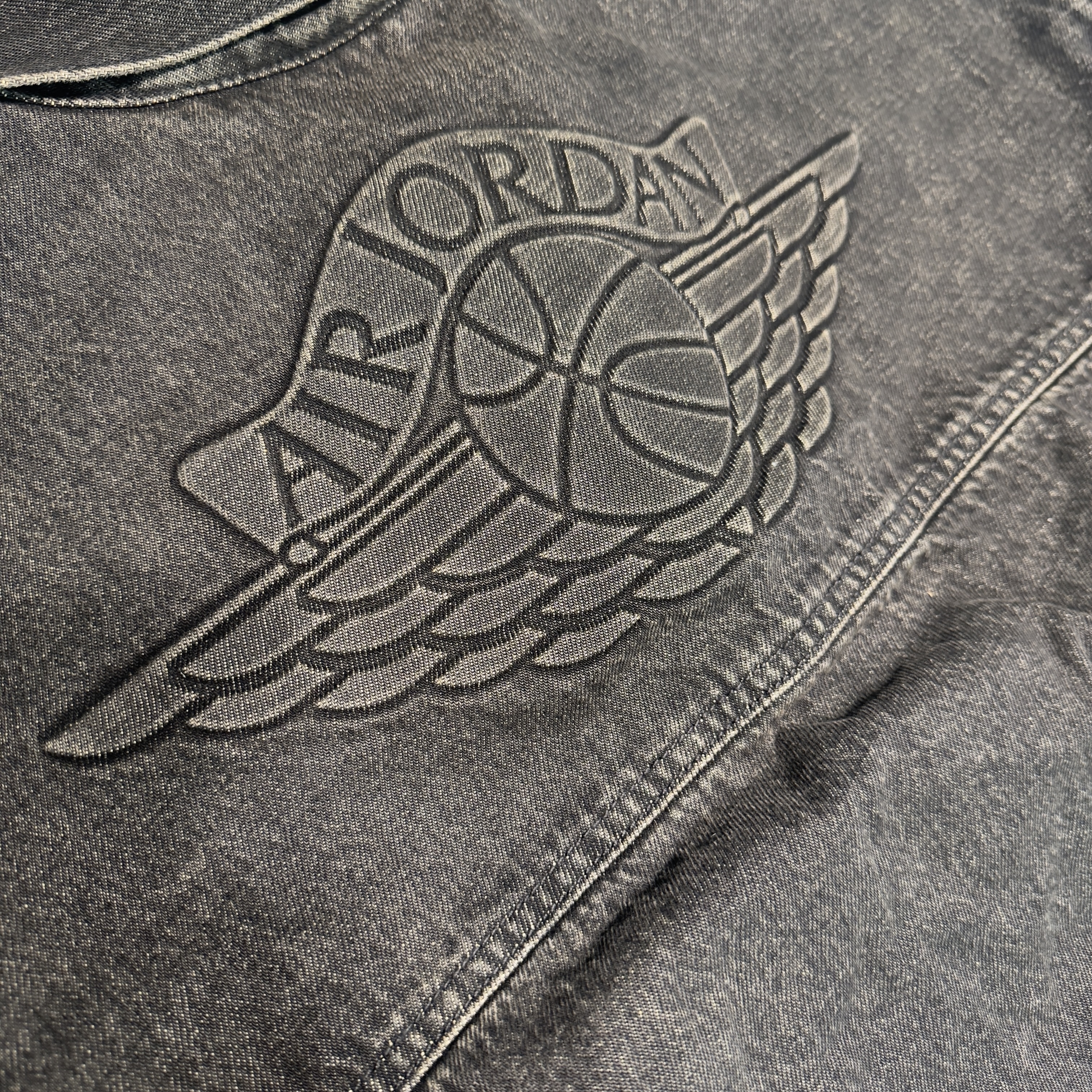Levi's x Jordan Type III Trucker Black 착용 스타일 - 1
