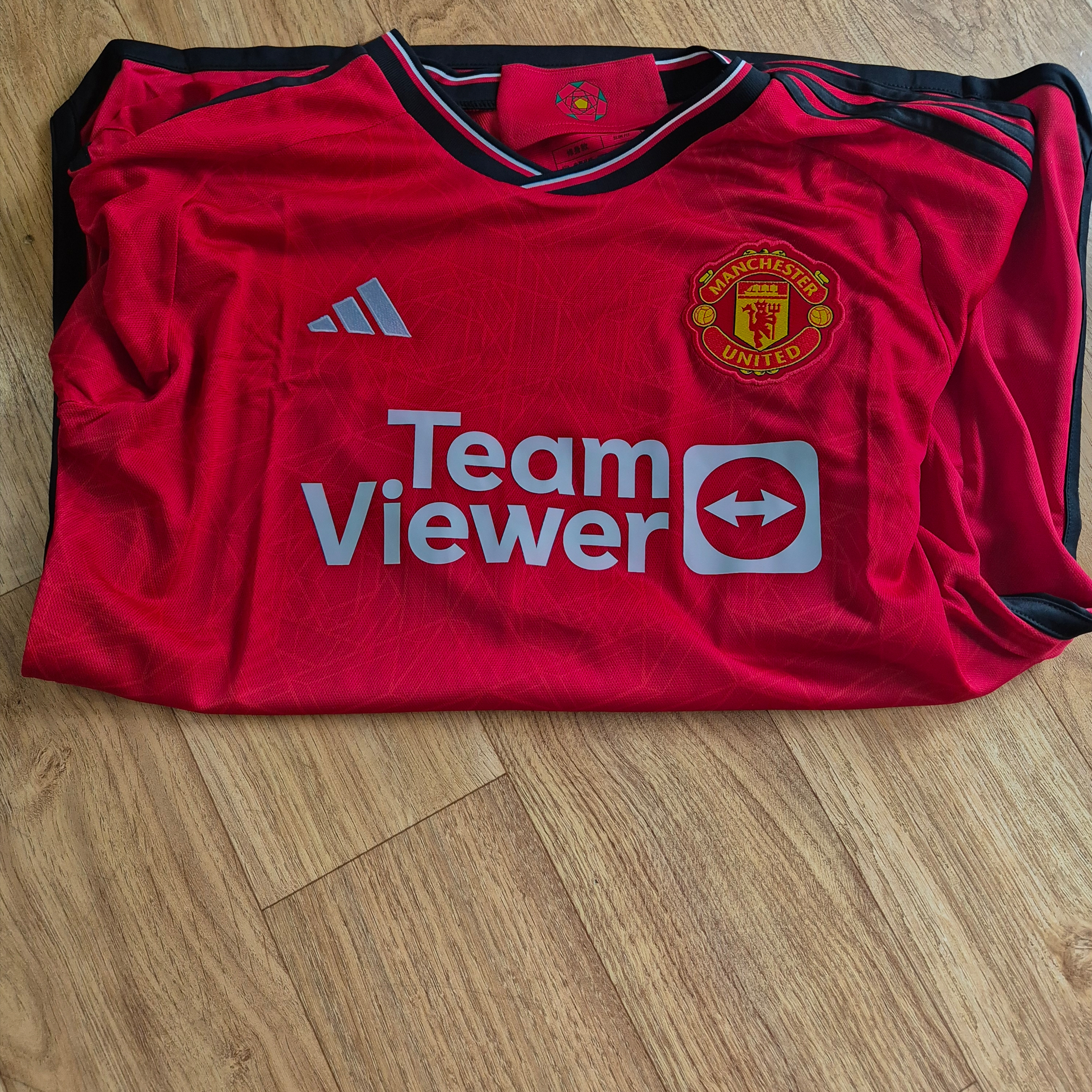 Adidas Manchester United 2023/24 Home Jersey Team Collegiate Red - KR Sizing (Non Marking Ver.) 착용 스타일 - 2