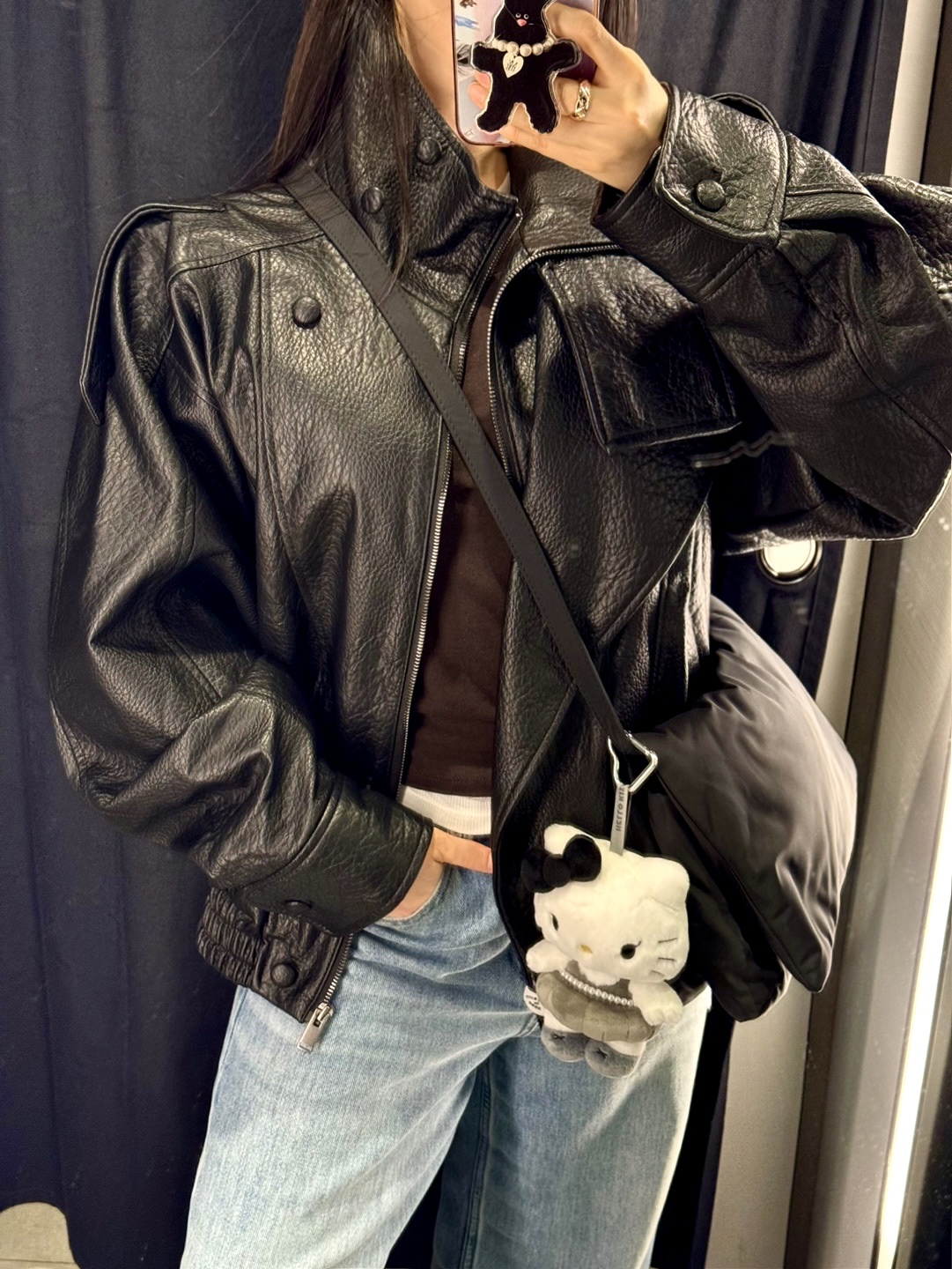 Zara Faux Leather Jacket Black, COS Tri-Fold Padded Crossbody Bag Black 착용 스타일