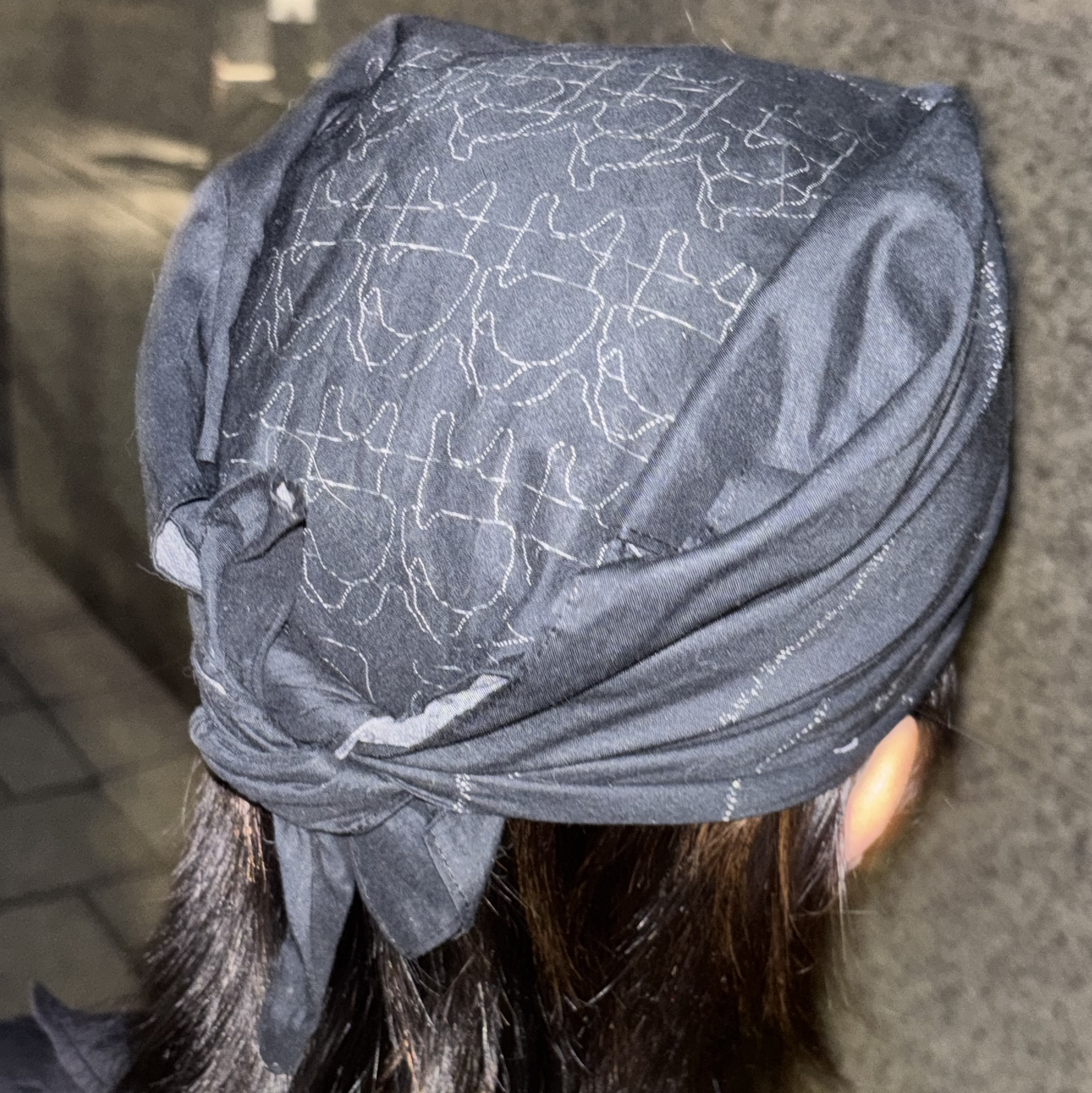 RBBT BoneFrog Bandana Yin 착용 스타일 - 2