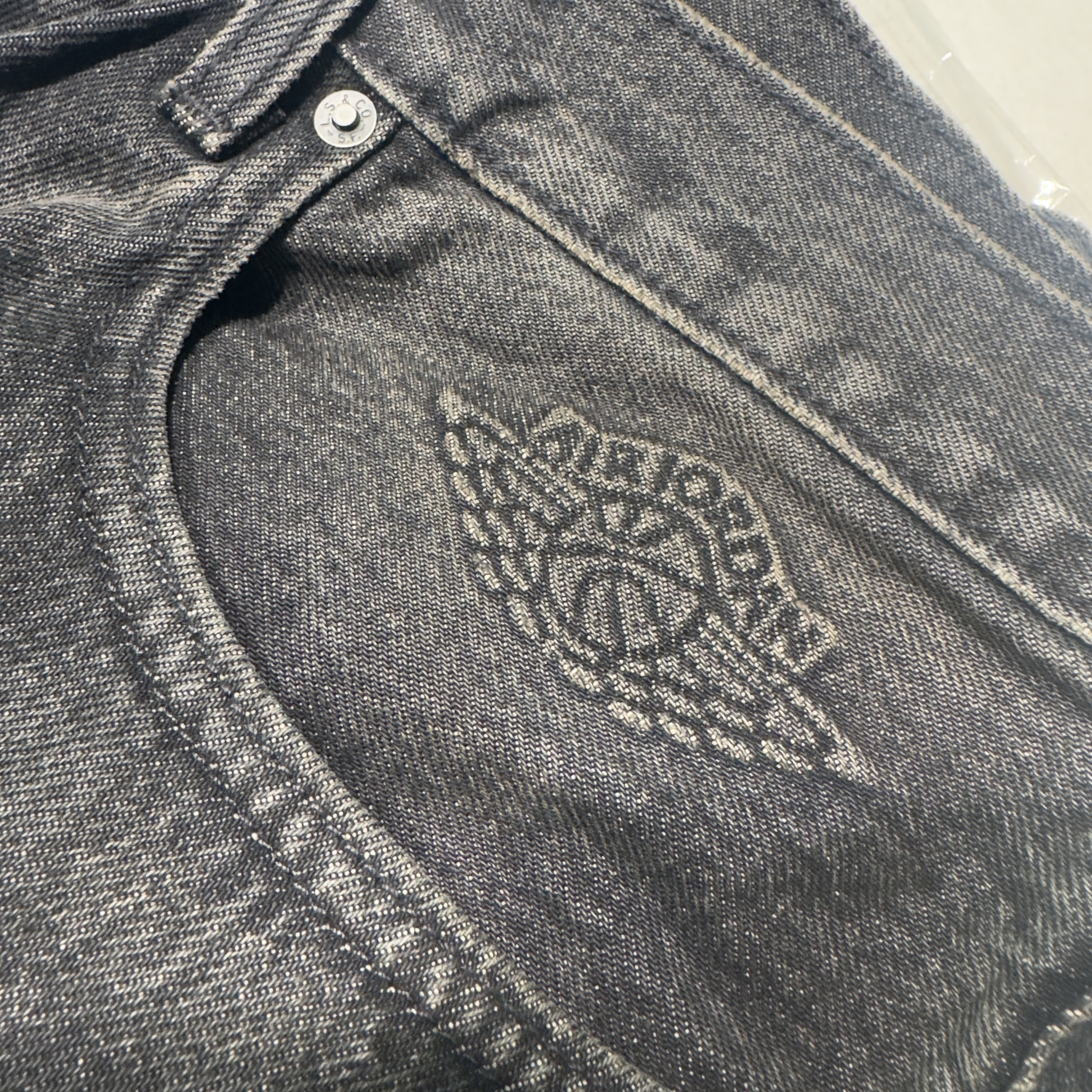 Levi's x Jordan Baggy Jean Black 착용 스타일 - 1