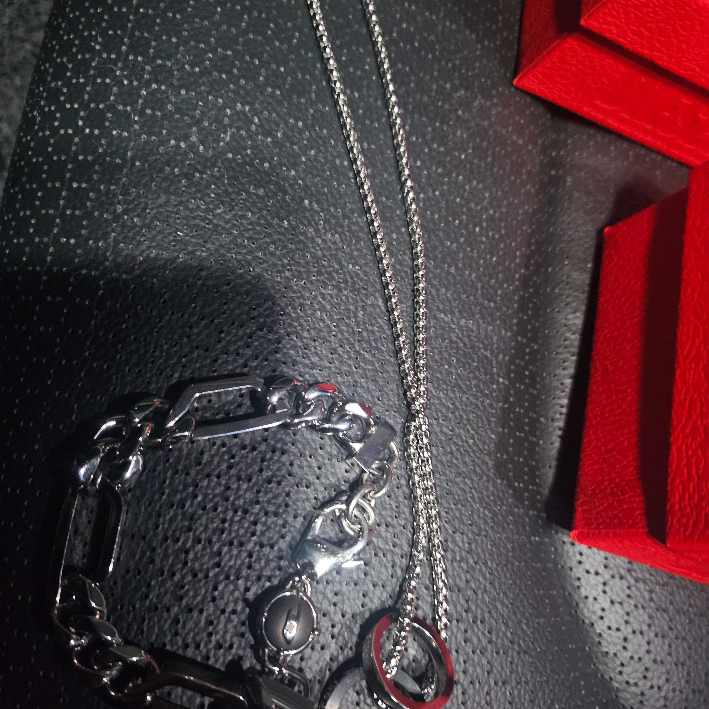 Diesel Dx1351 Stainless Steel Chain Bracelet Silver 착용 스타일