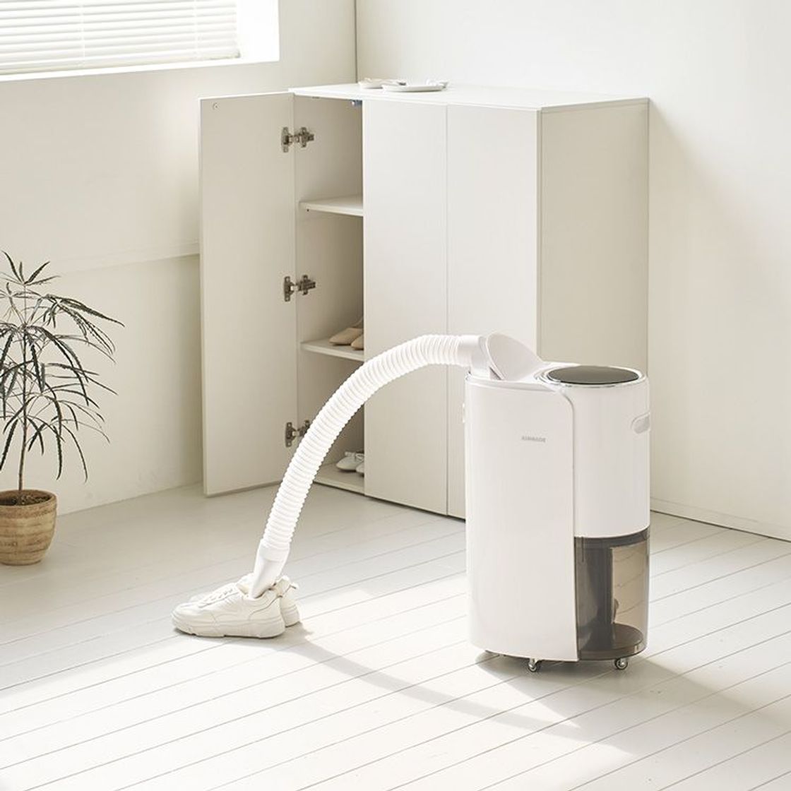 에어메이드 1등급 냉각 살균! 17L 최대 30L 대용량 제습기 2000Y 화이트(AIRMADE Grade 1 Cooling Sterilization! 17L up to 30L Large-Capacity Dehumidifier 2000Y 2000Y WHITE) - 3