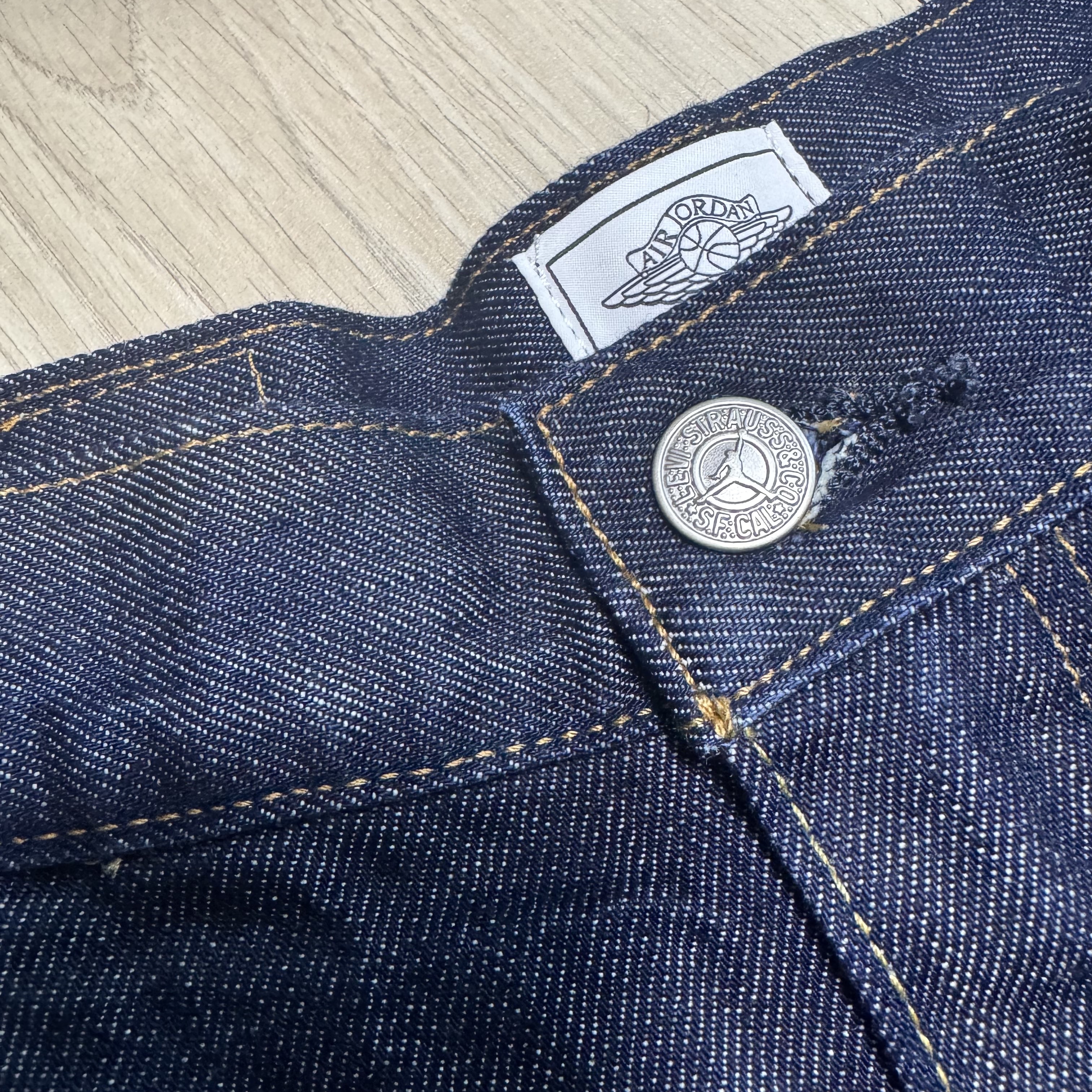 Levi's x Jordan Baggy Shorts Indigo 착용 스타일 - 3