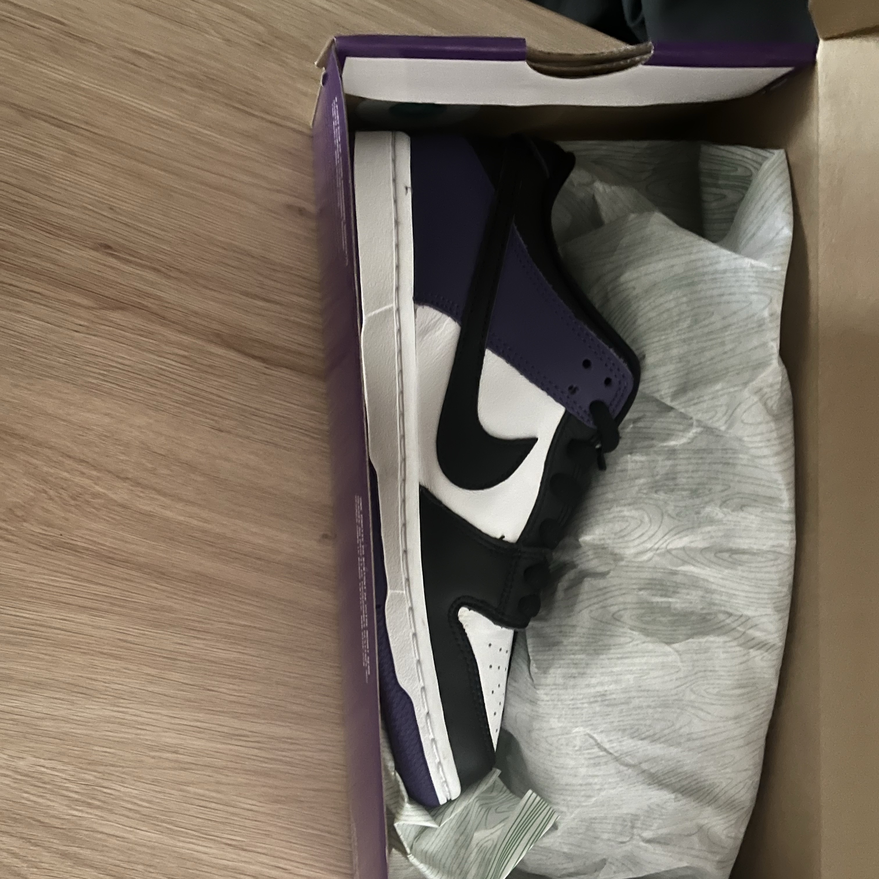 Nike SB Dunk Low Pro Court Purple 착용 스타일