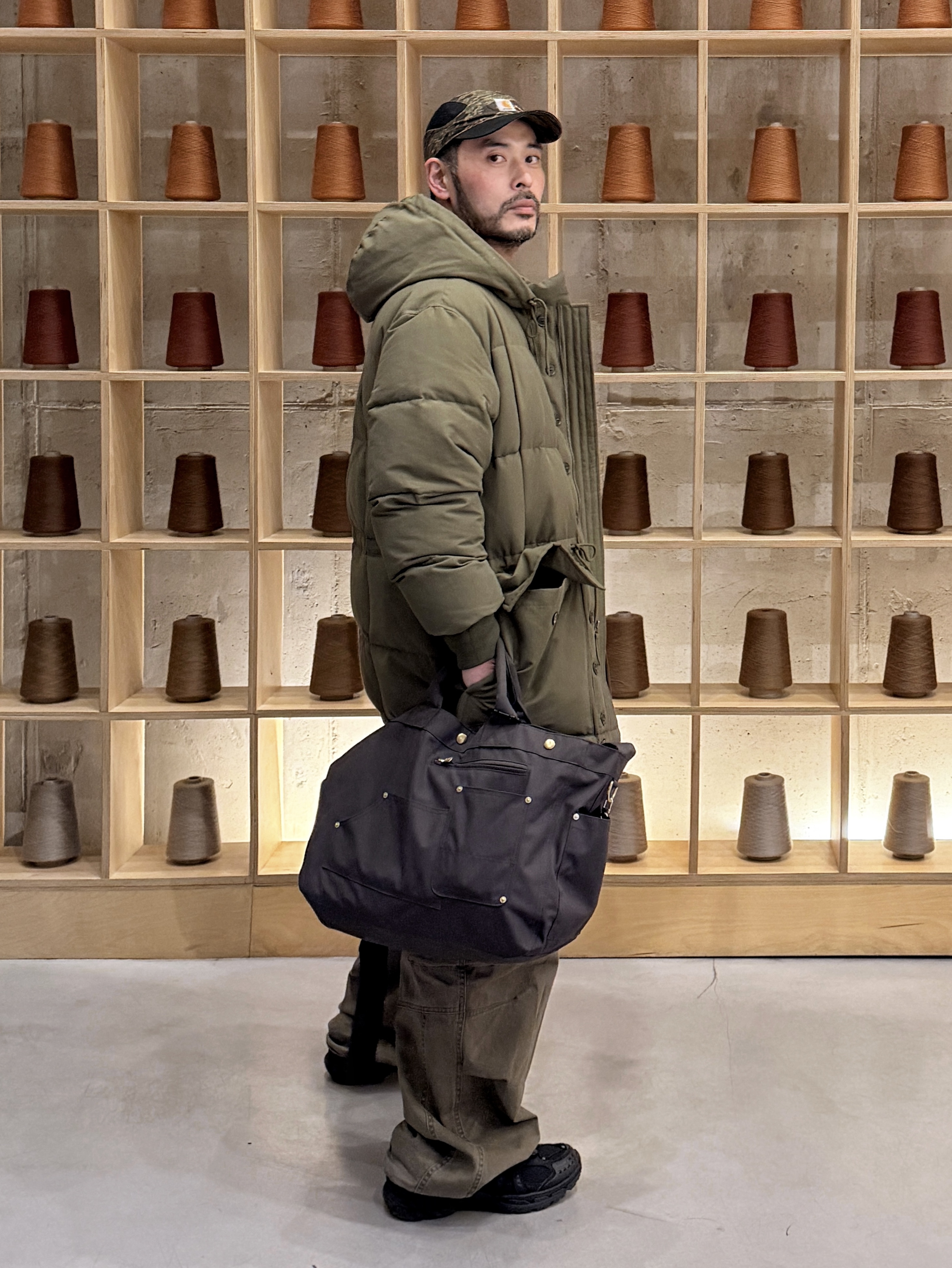 Nike x Carhartt WIP NRG Camo Tailwind Cap , Outstanding Toray Karakoram European Goose Down Parka Olive 착용 스타일 - 1