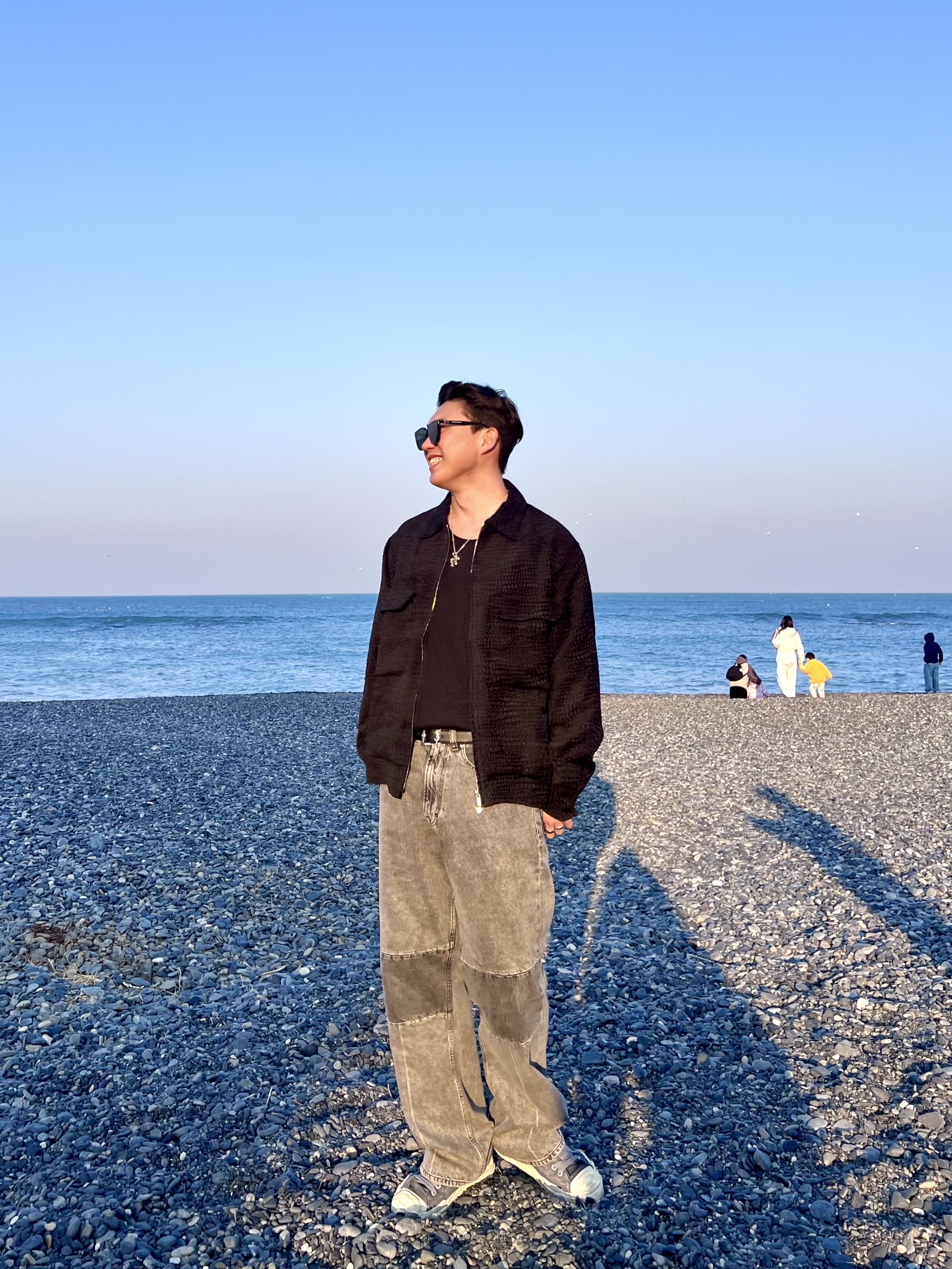 Needles Double Yoke Sports Jacket PE/C Typewriter Black, Our Legacy Extended Third Cut Black Grey 착용 스타일