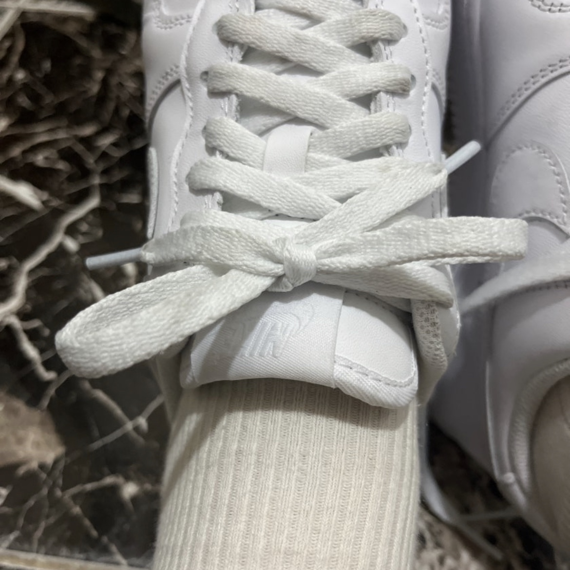 (W) Nike Air Force 1 '07 Low White 착용 스타일 - 2