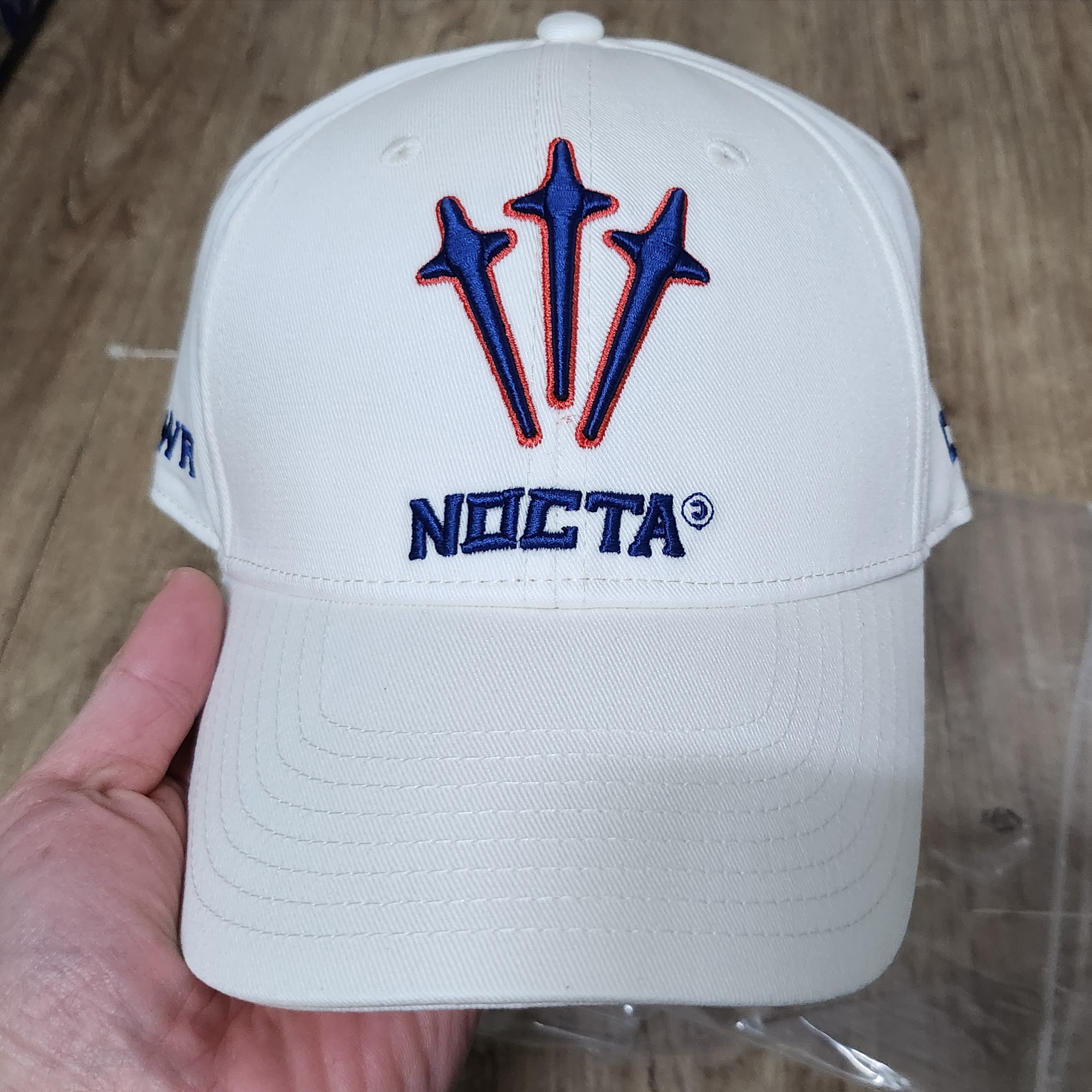Nike x Drake Nocta NRG LU L91 Cap White 착용 스타일 - 1