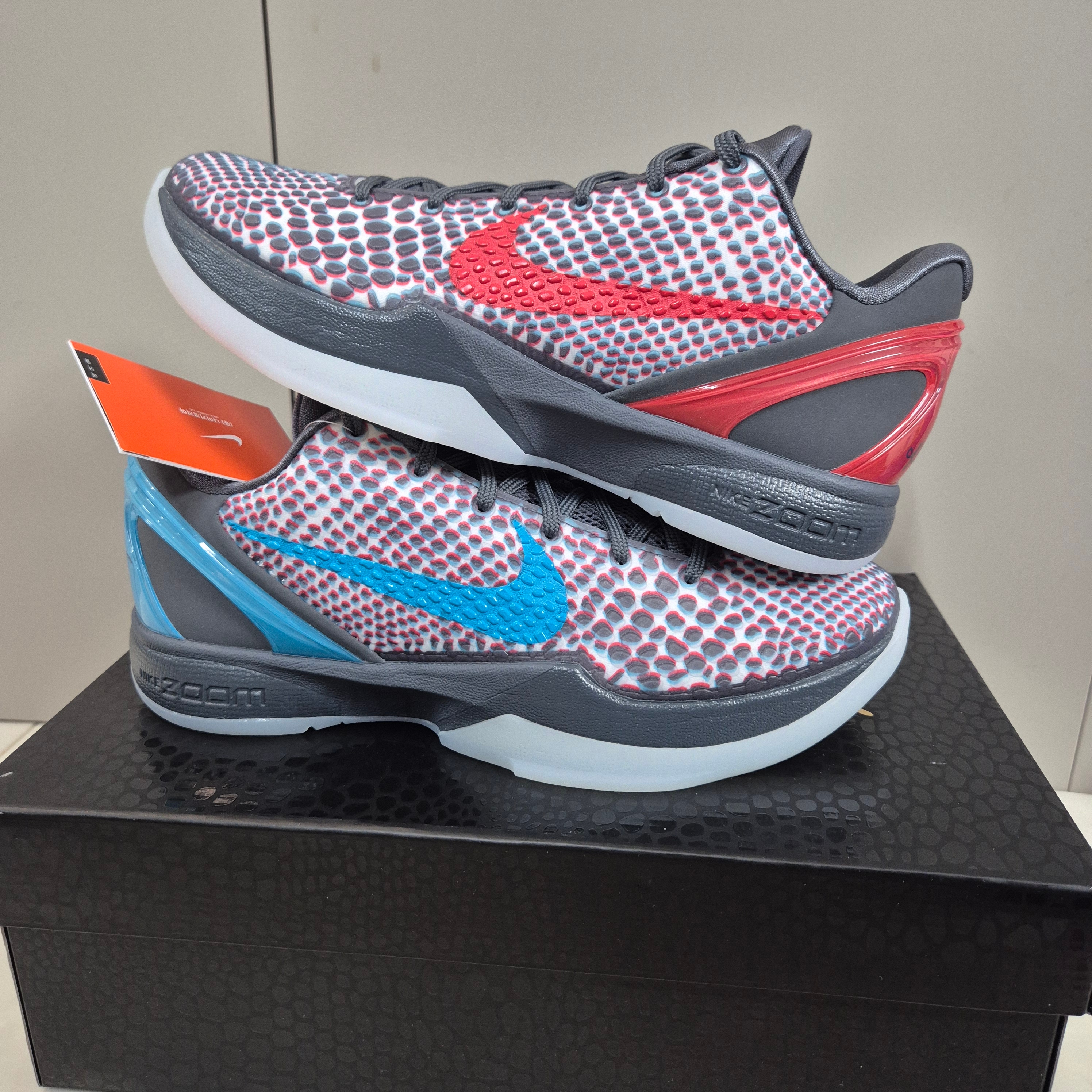 Nike Kobe 6 Protro 3D Dark Grey Chlorine Blue 착용 스타일 - 1