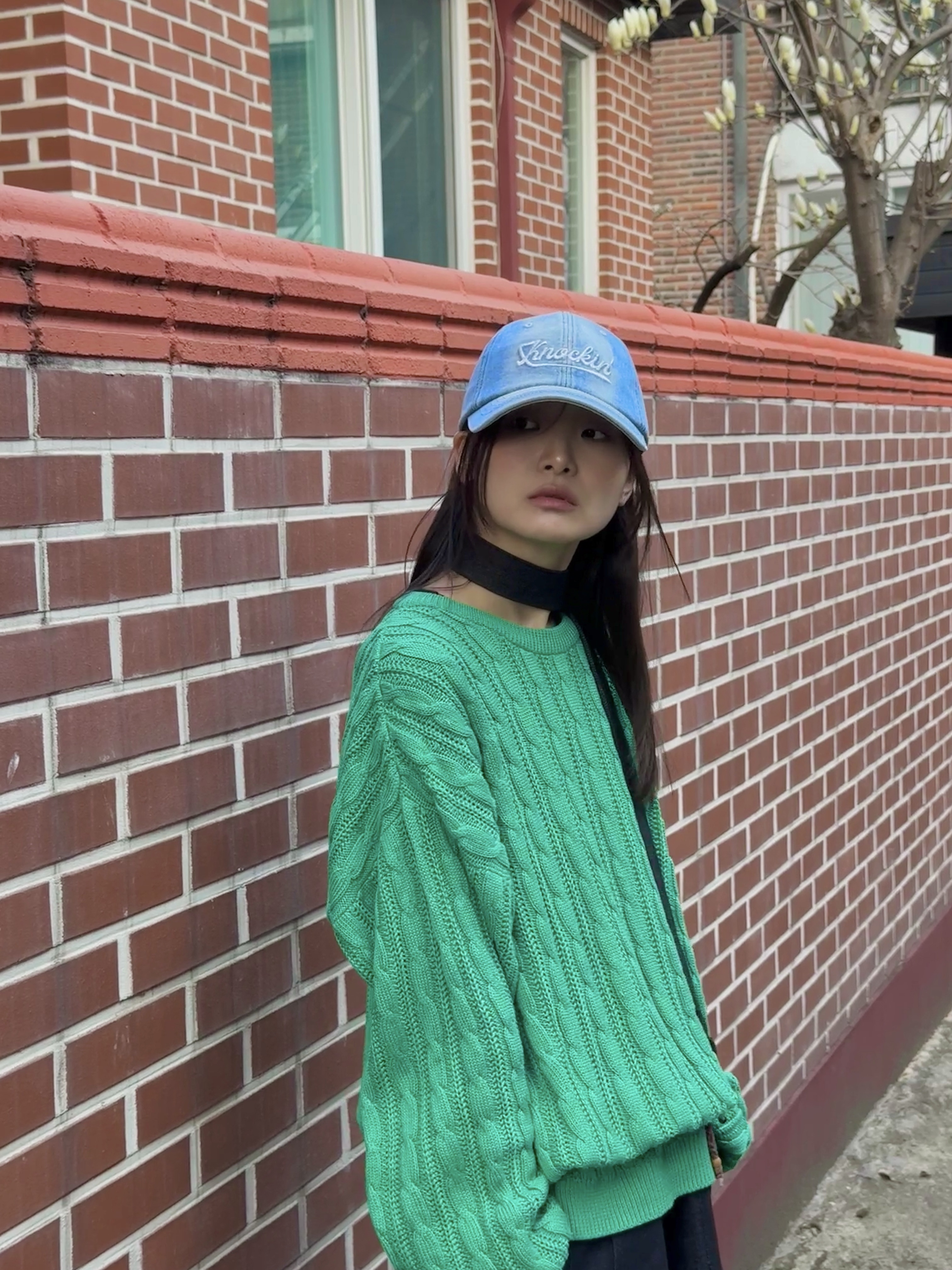 Ogarp Washed Denim Knockin Logo B.B Cap Blue 착용 스타일 - 5