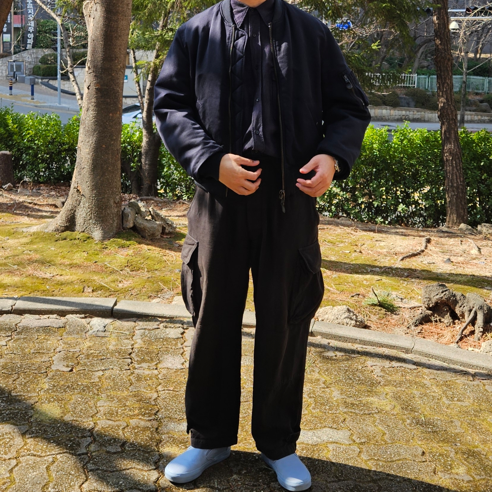 Rolex Submariner 41mm 124060 Black Oyster 착용 스타일 - 2