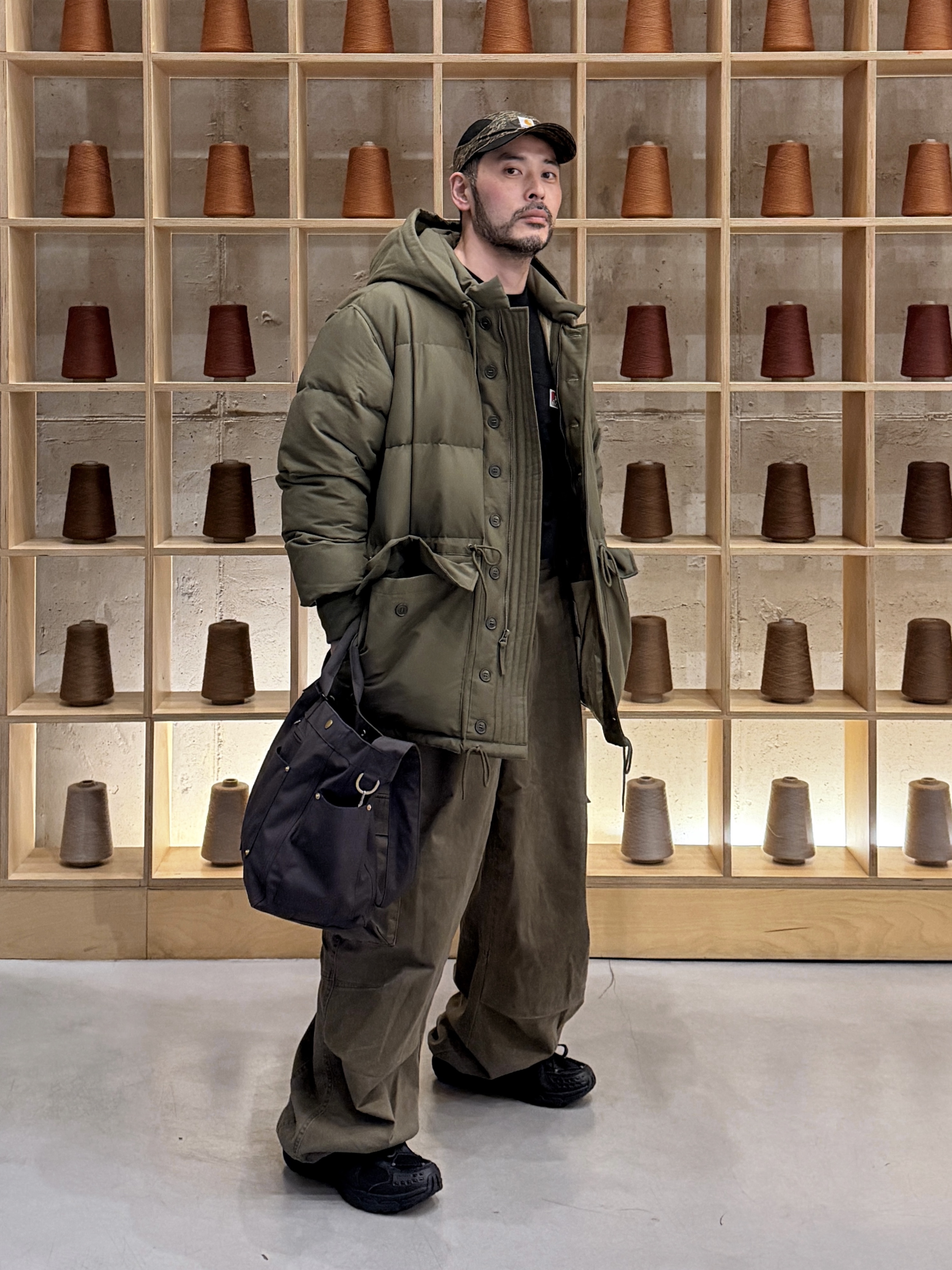 Nike x Carhartt WIP NRG Camo Tailwind Cap , Outstanding Toray Karakoram European Goose Down Parka Olive 착용 스타일 - 2