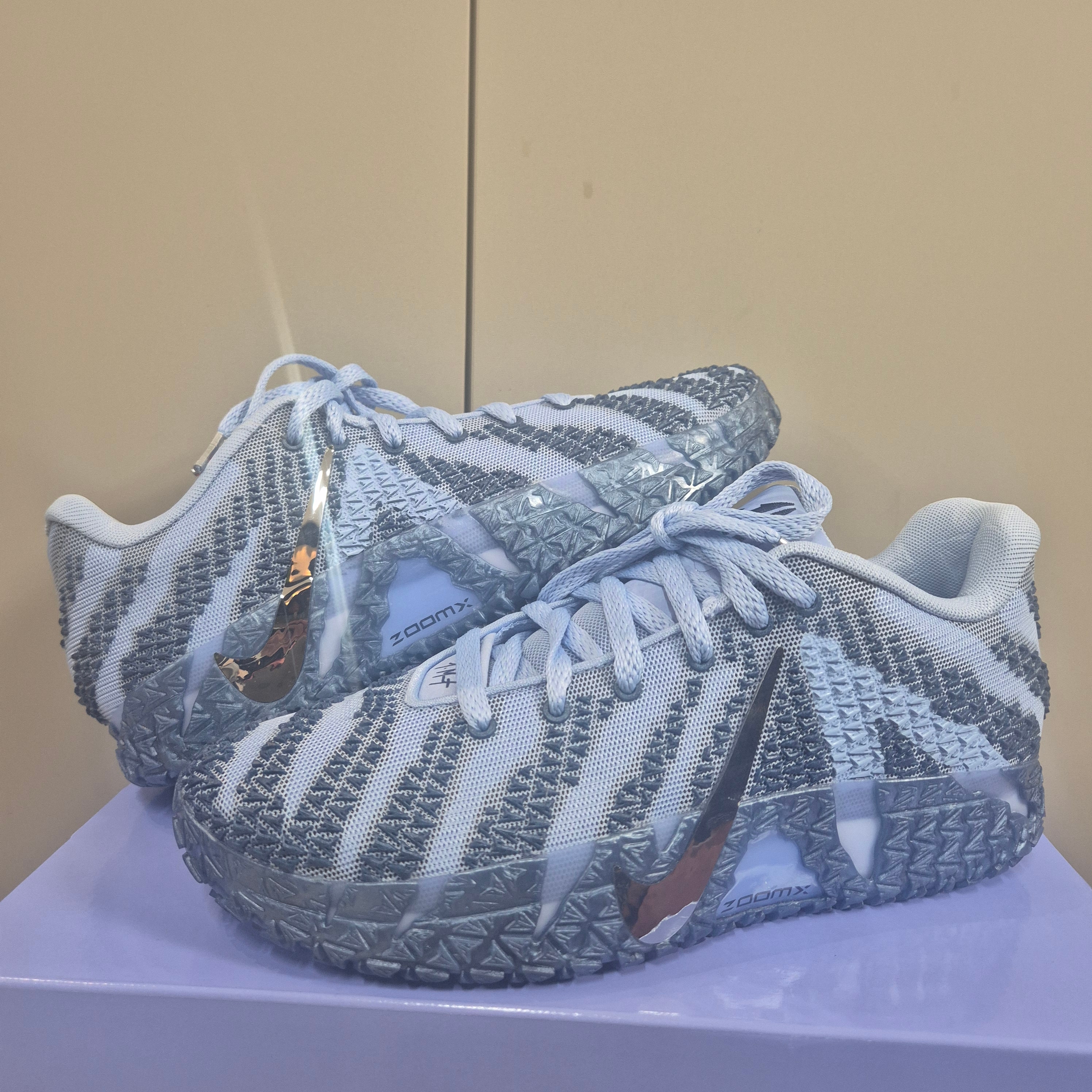 Nike Ja 3 EP Cobalt Bliss Metallic Silver 착용 스타일 - 1