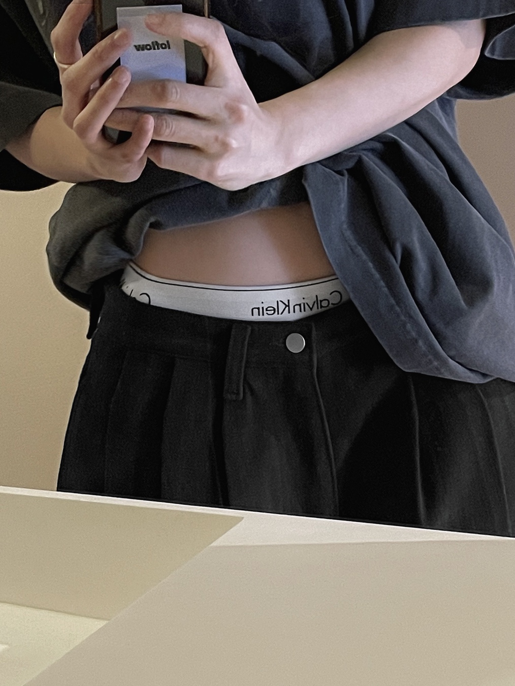 Oakley Light Breathe Triple Black 착용 스타일 - 4