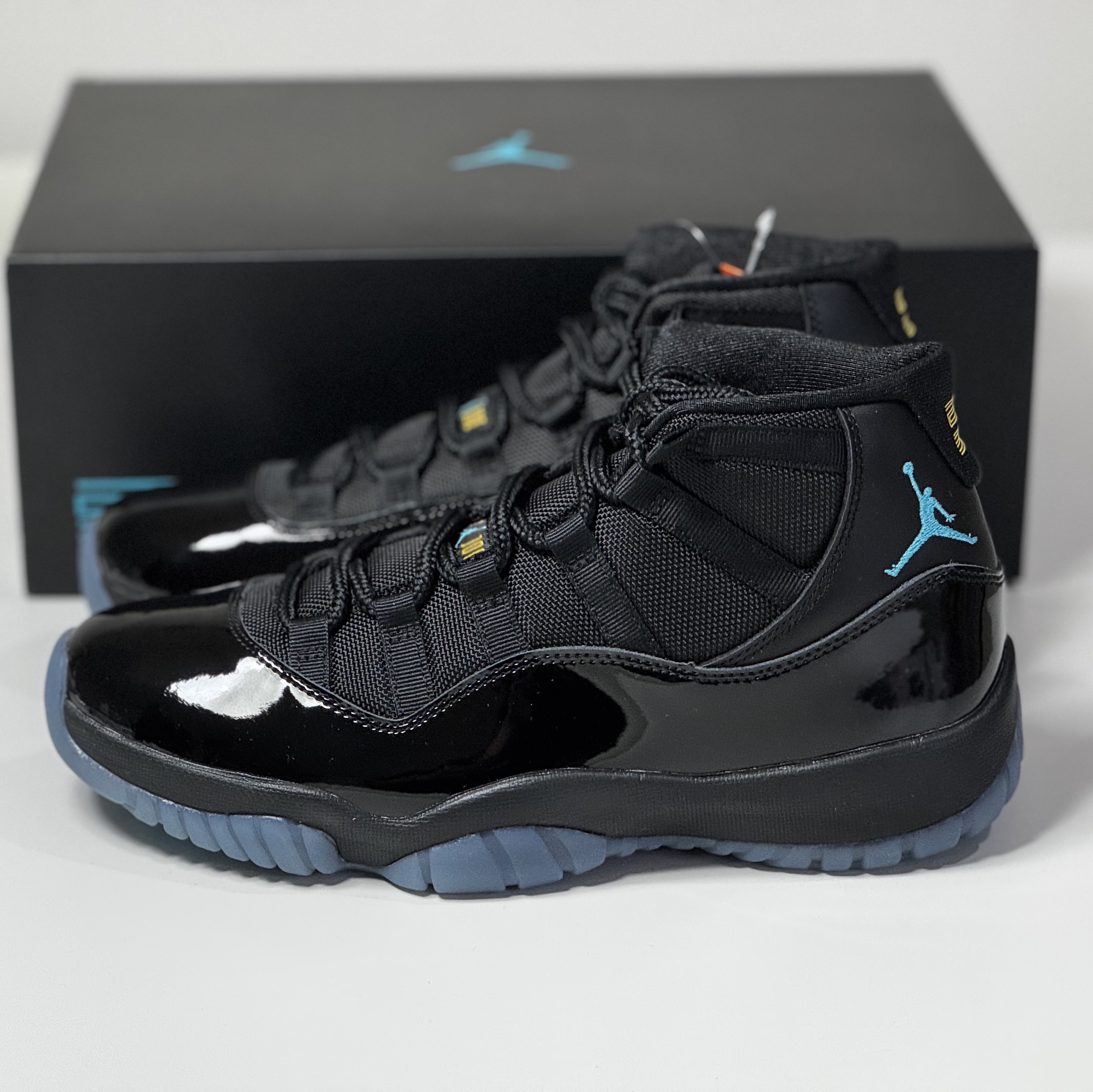 Jordan 11 Retro Gamma 착용 스타일