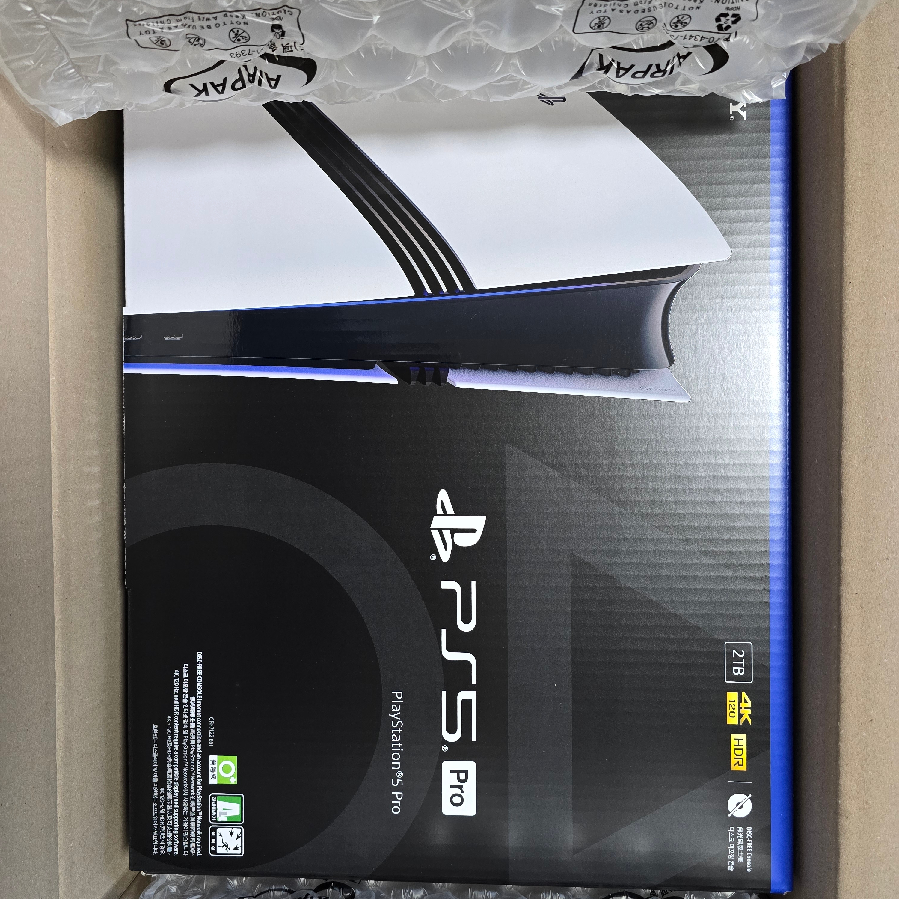 [7% 적립] PlayStation 5 Pro - 2TB 착용 스타일
