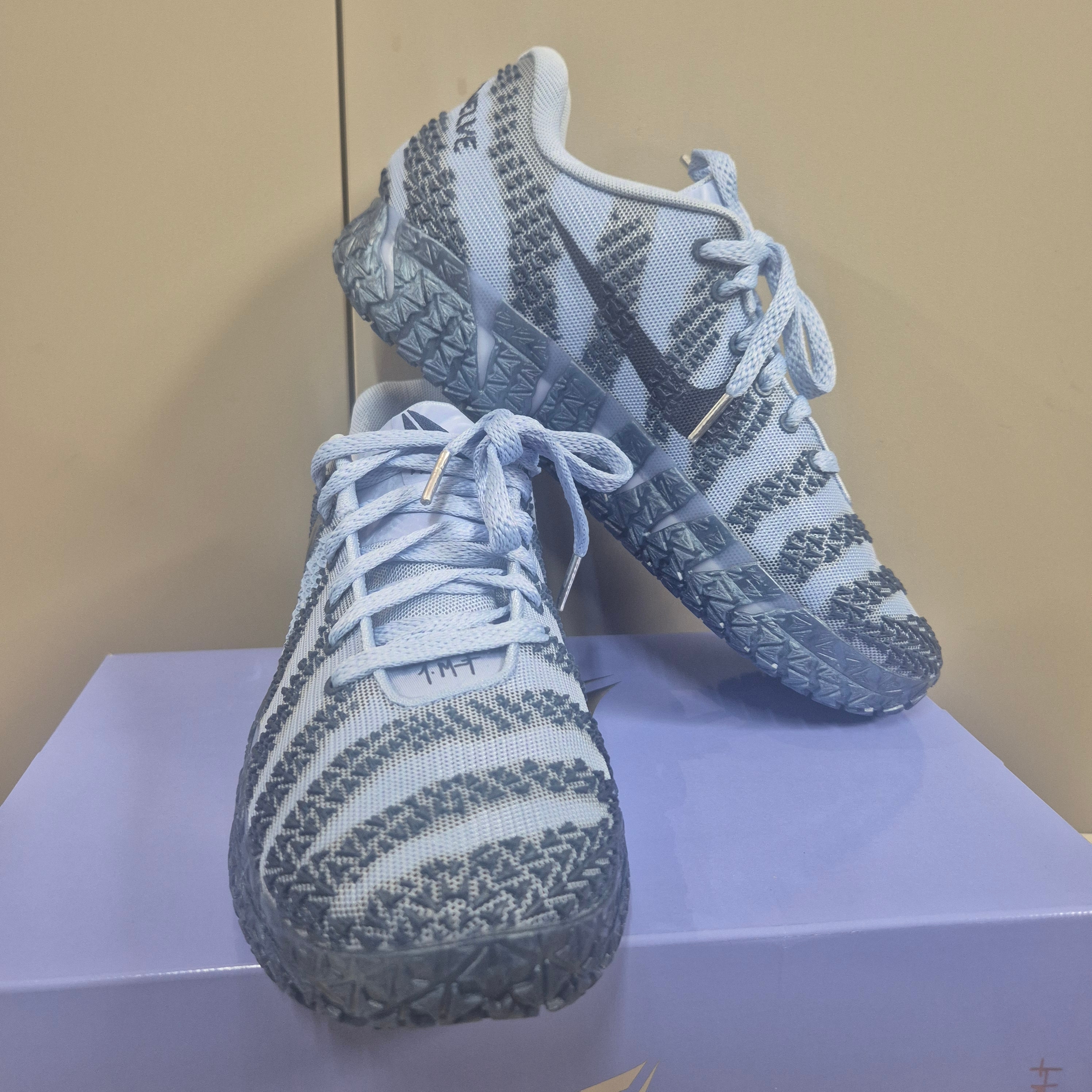 Nike Ja 3 EP Cobalt Bliss Metallic Silver 착용 스타일 - 2