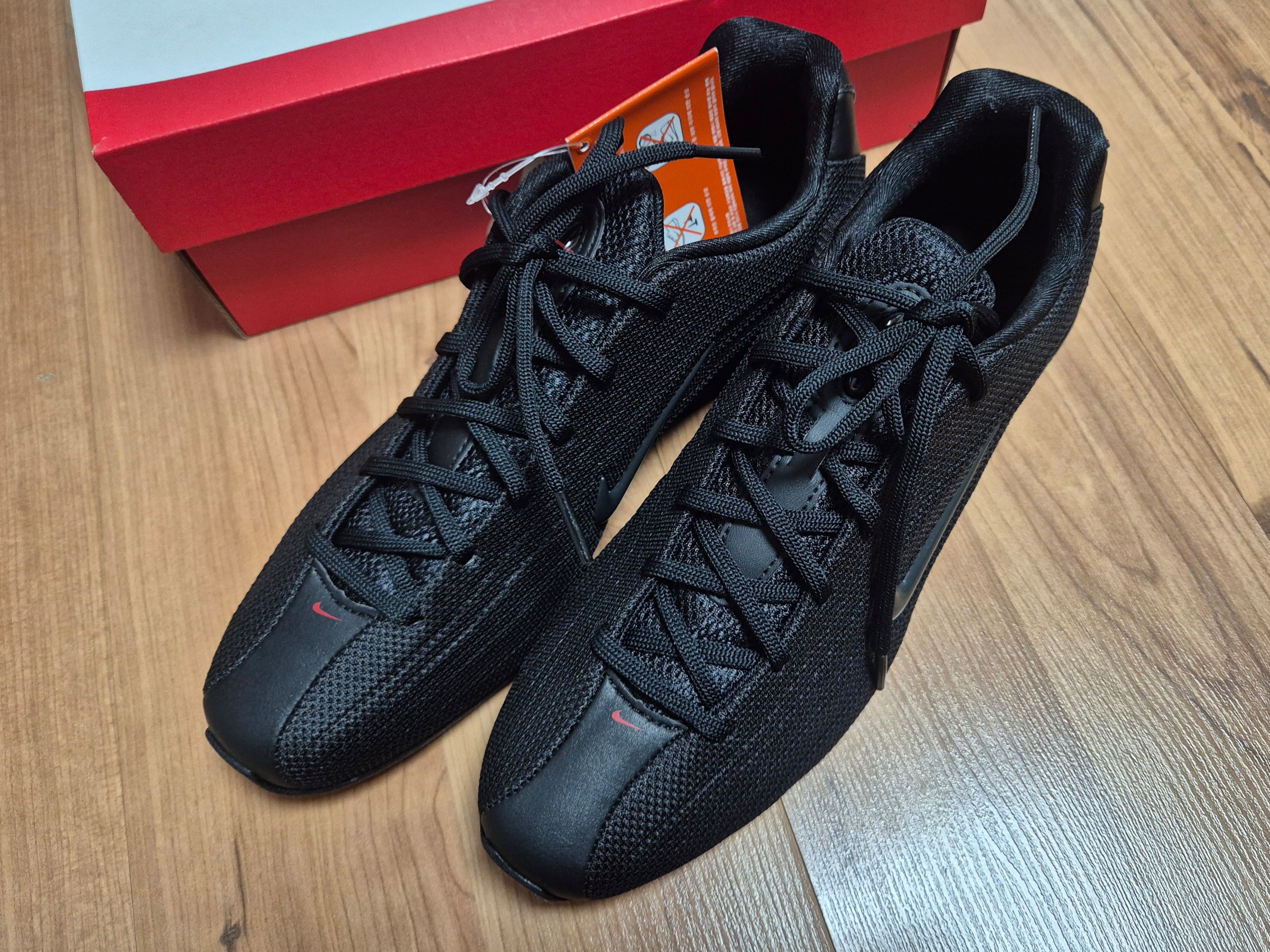 (W) Nike Shox Z Black University Red 착용 스타일 - 3