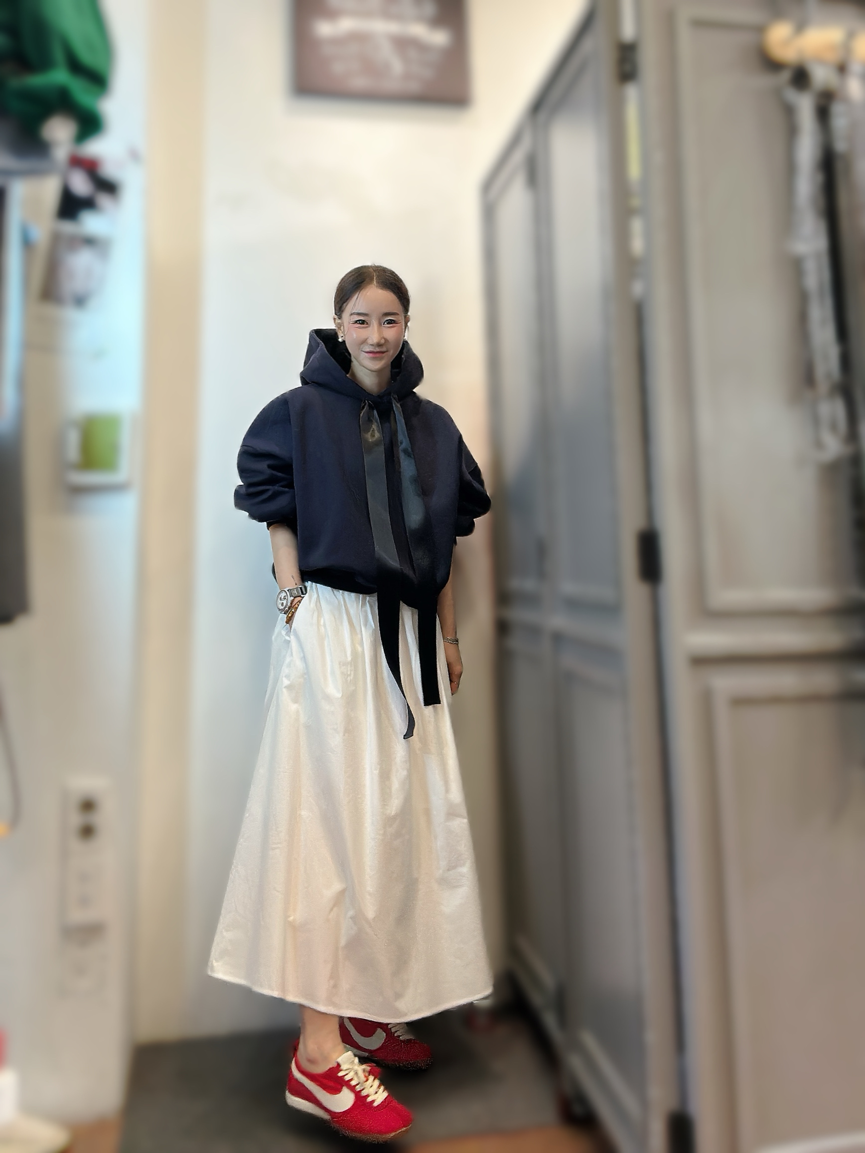 Nike x Jacquemus Moon Shoe SP University Red and Bicycle Yellow 착용 스타일 - 3