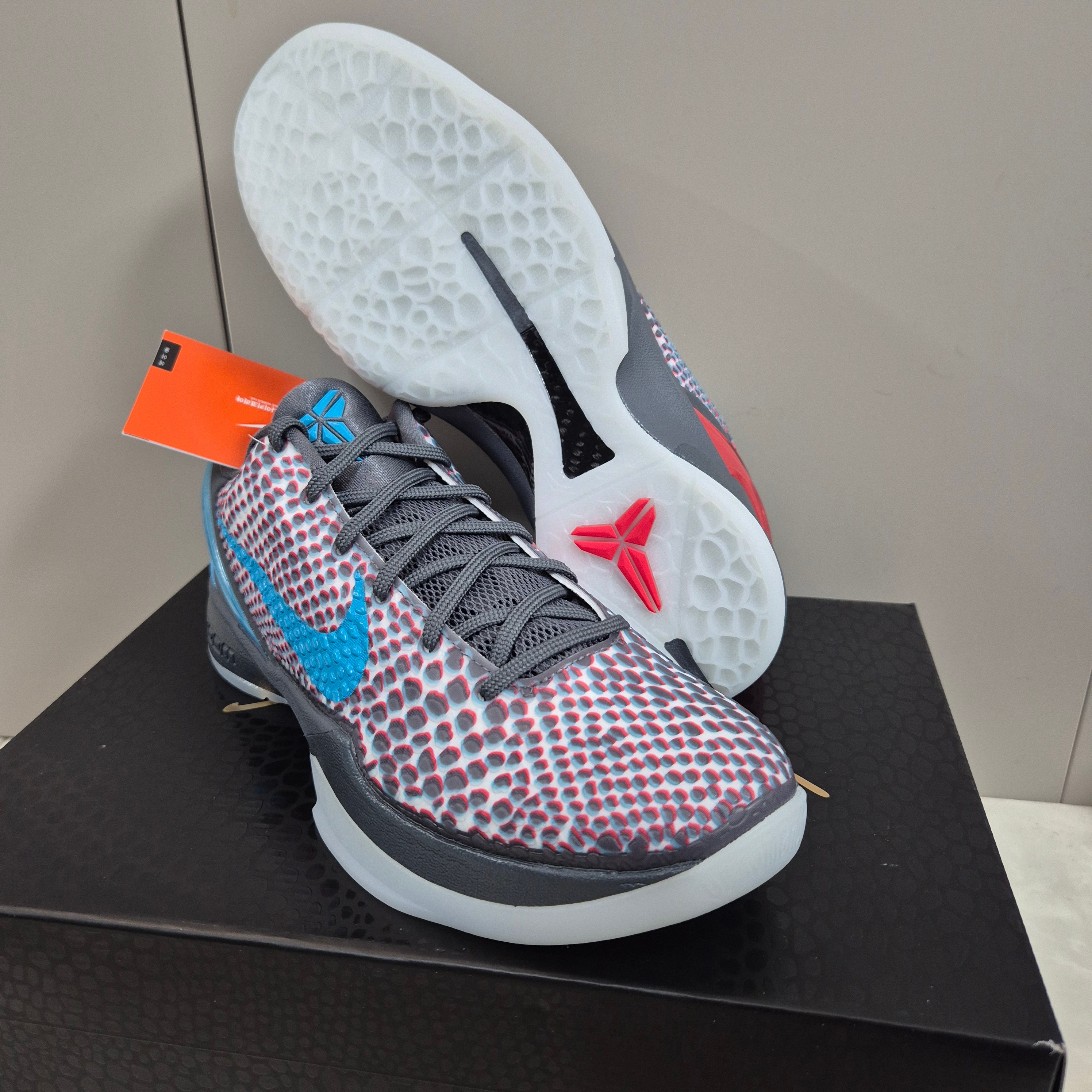 Nike Kobe 6 Protro 3D Dark Grey Chlorine Blue 착용 스타일 - 2