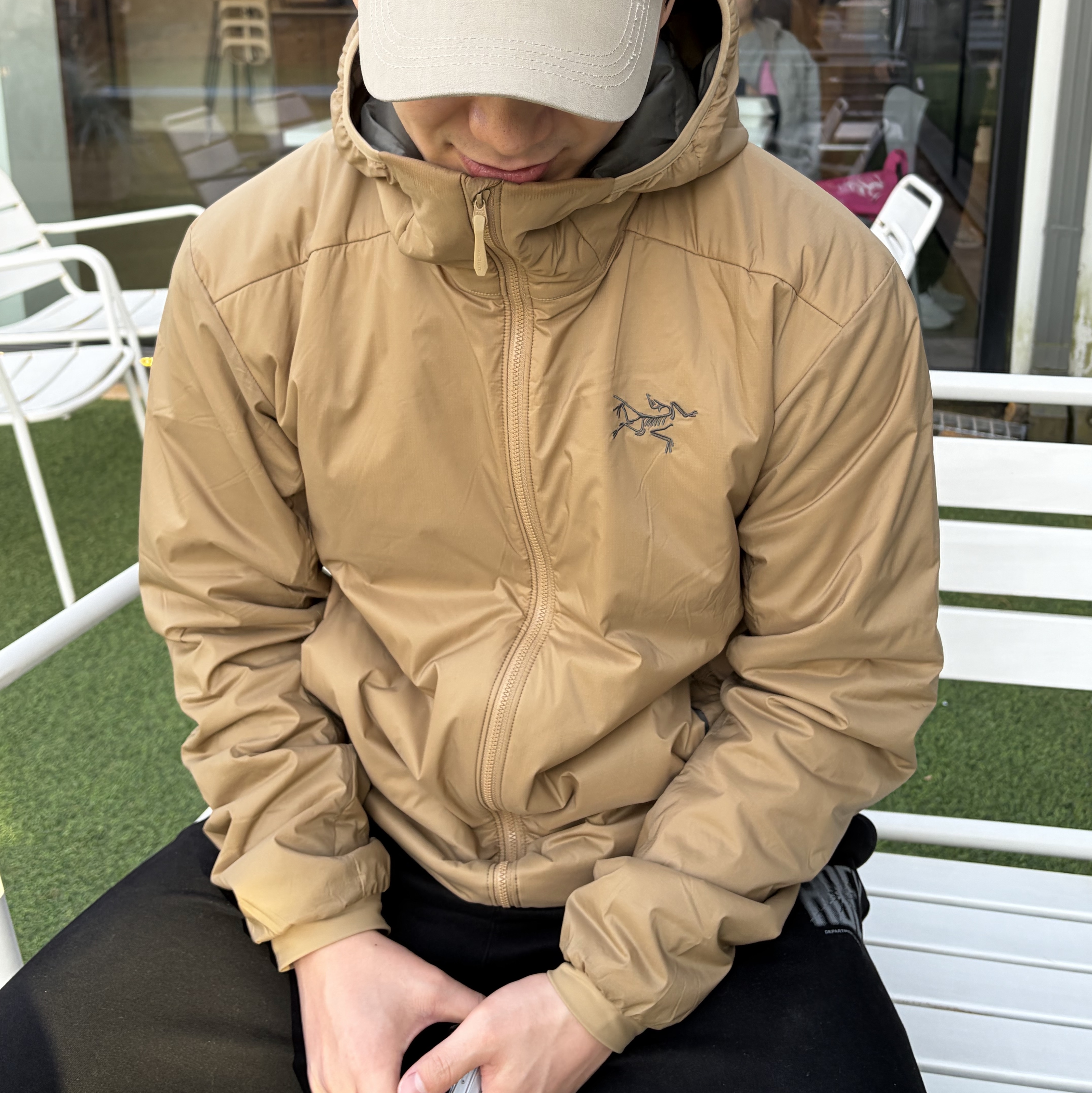 Arc'teryx Atom Hoody Canvas Forage 착용 스타일