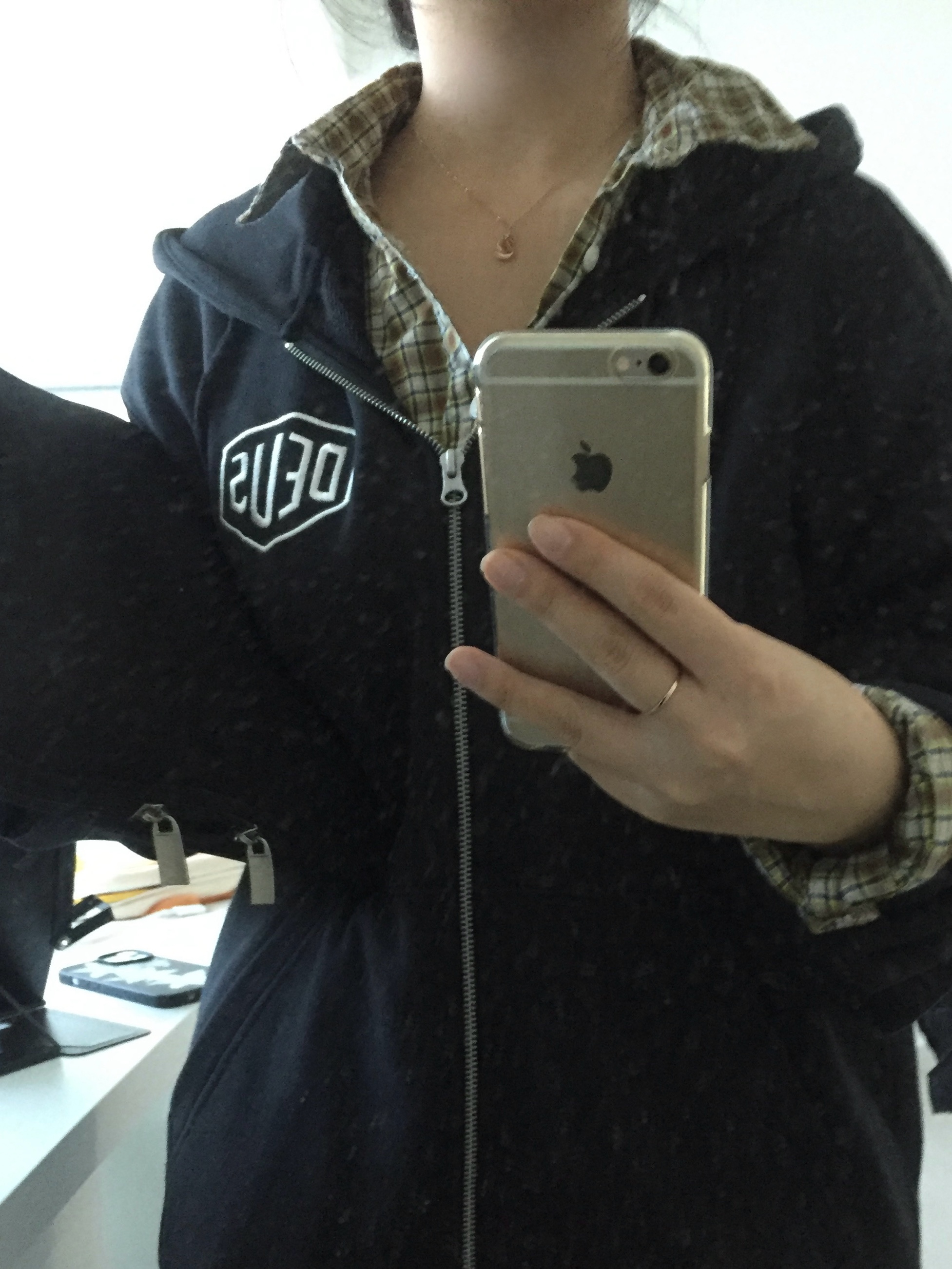 Deus Ex Machina College Address Hoodie Zip Up Black 착용 스타일