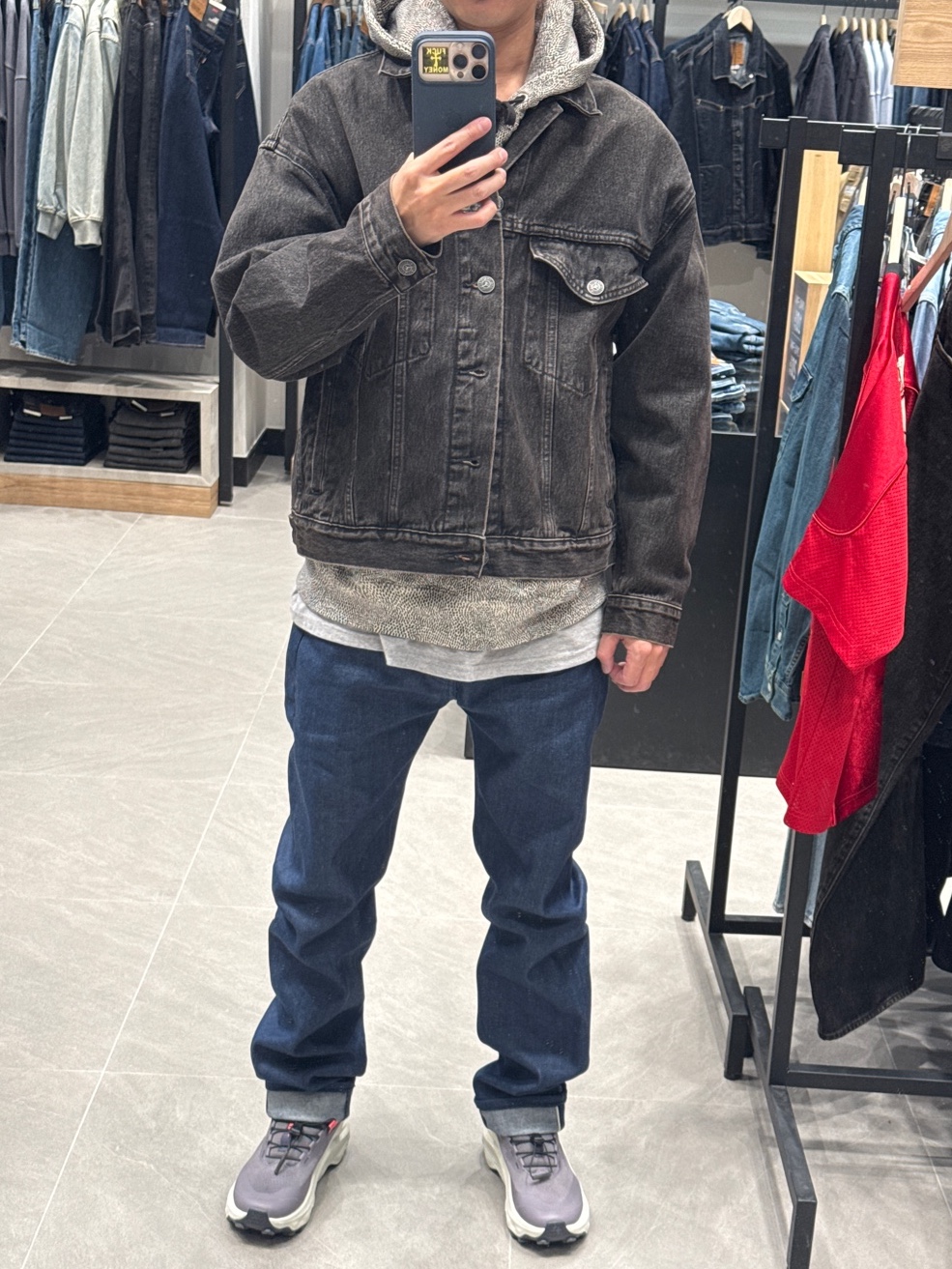 Levi's x Jordan Type III Trucker Black 착용 스타일 - 2