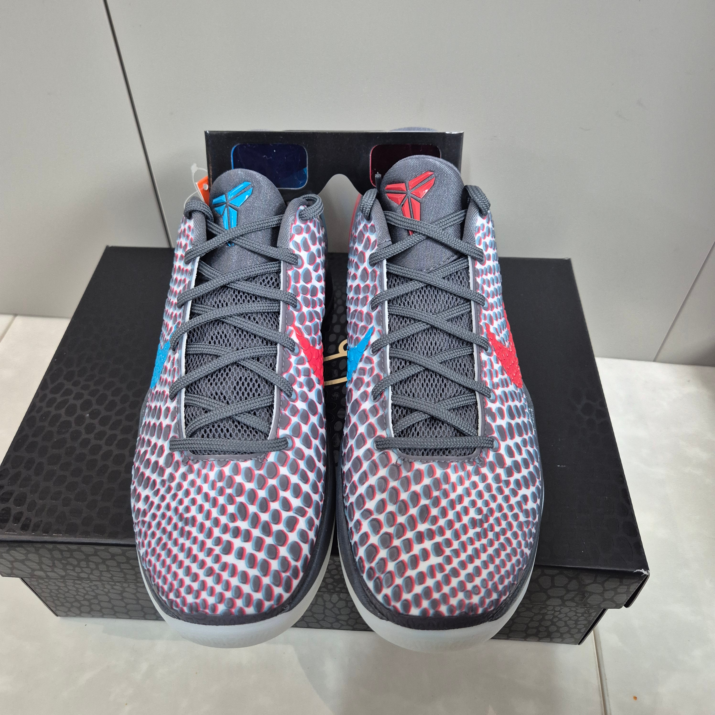 Nike Kobe 6 Protro 3D Dark Grey Chlorine Blue 착용 스타일 - 4