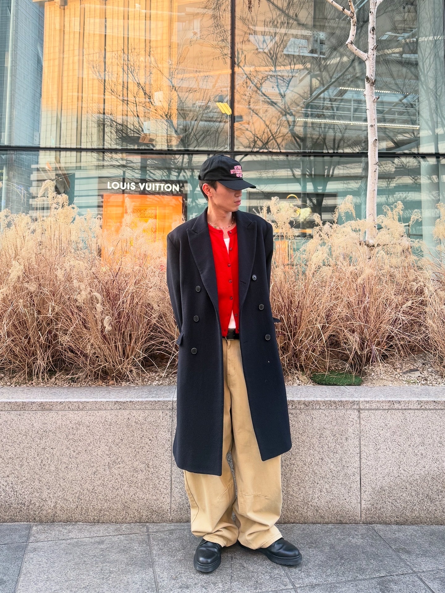 Stussy Mid-Depth International Sport Strapback Black, Dr. Martens 1461 Mono Black 착용 스타일 - 2