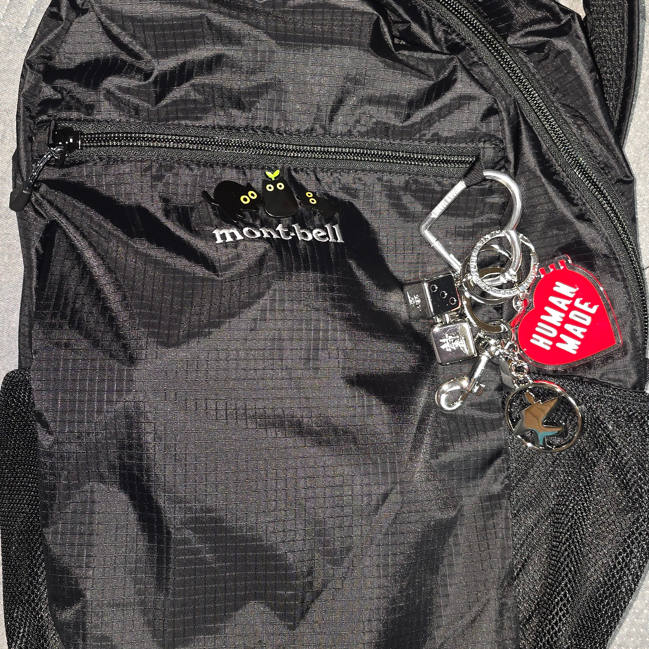 Montbell Pocketable Light Pack 15 Black, Human Made Heart Keyring Red 착용 스타일 - 1
