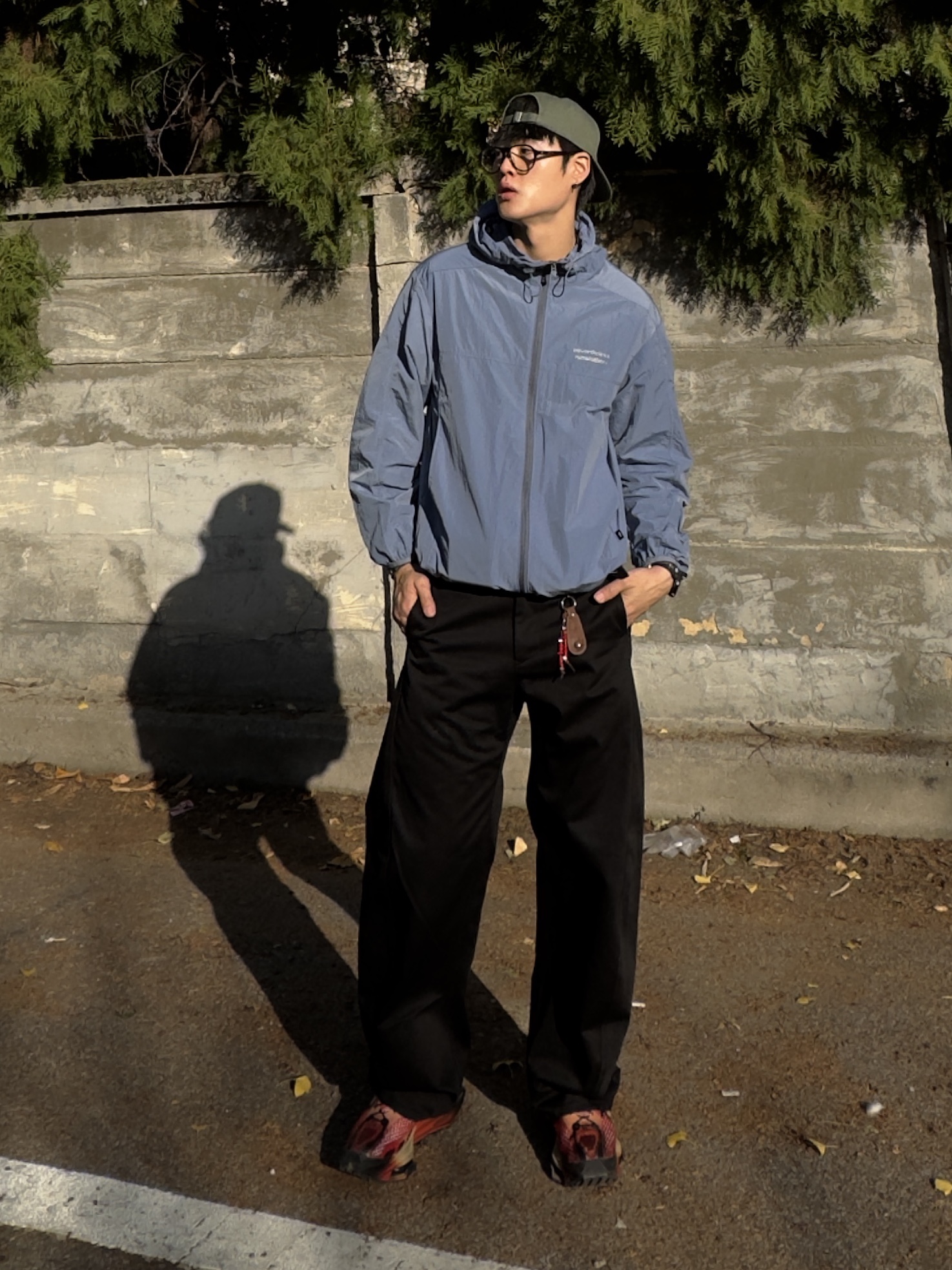 [KREAM 단독] runwhither Windbreaker Jacket V2 Blue, Nike x Matthew M Williams Zoom 004 Rust Factor 착용 스타일 - 2