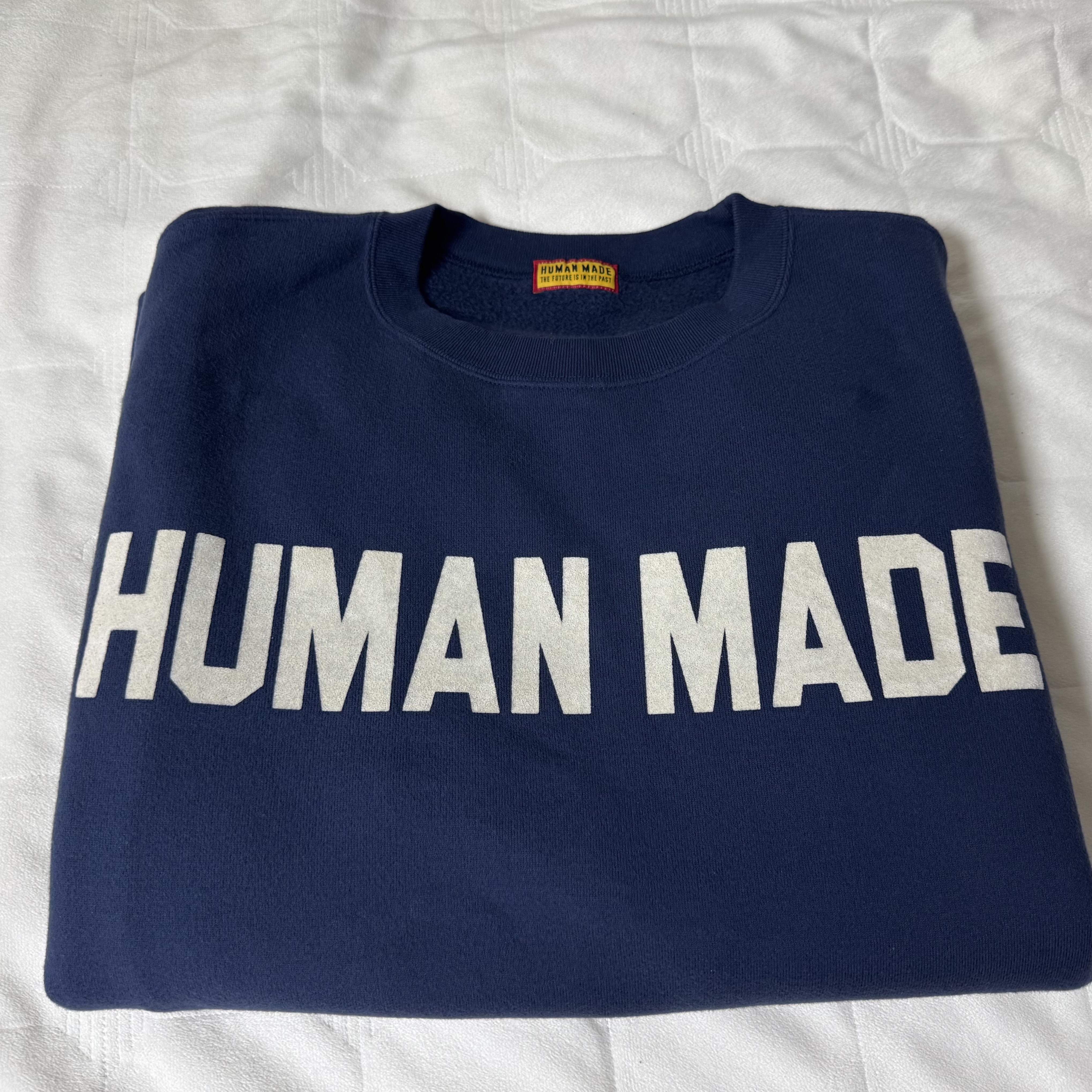 Human Made Wide Sweatshirt Navy 착용 스타일