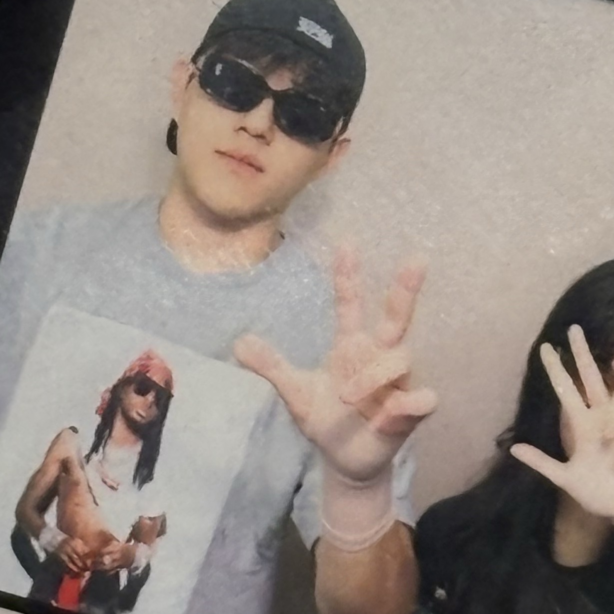 Supreme Playboi Carti T-Shirt Heather Grey - 25FW 착용 스타일
