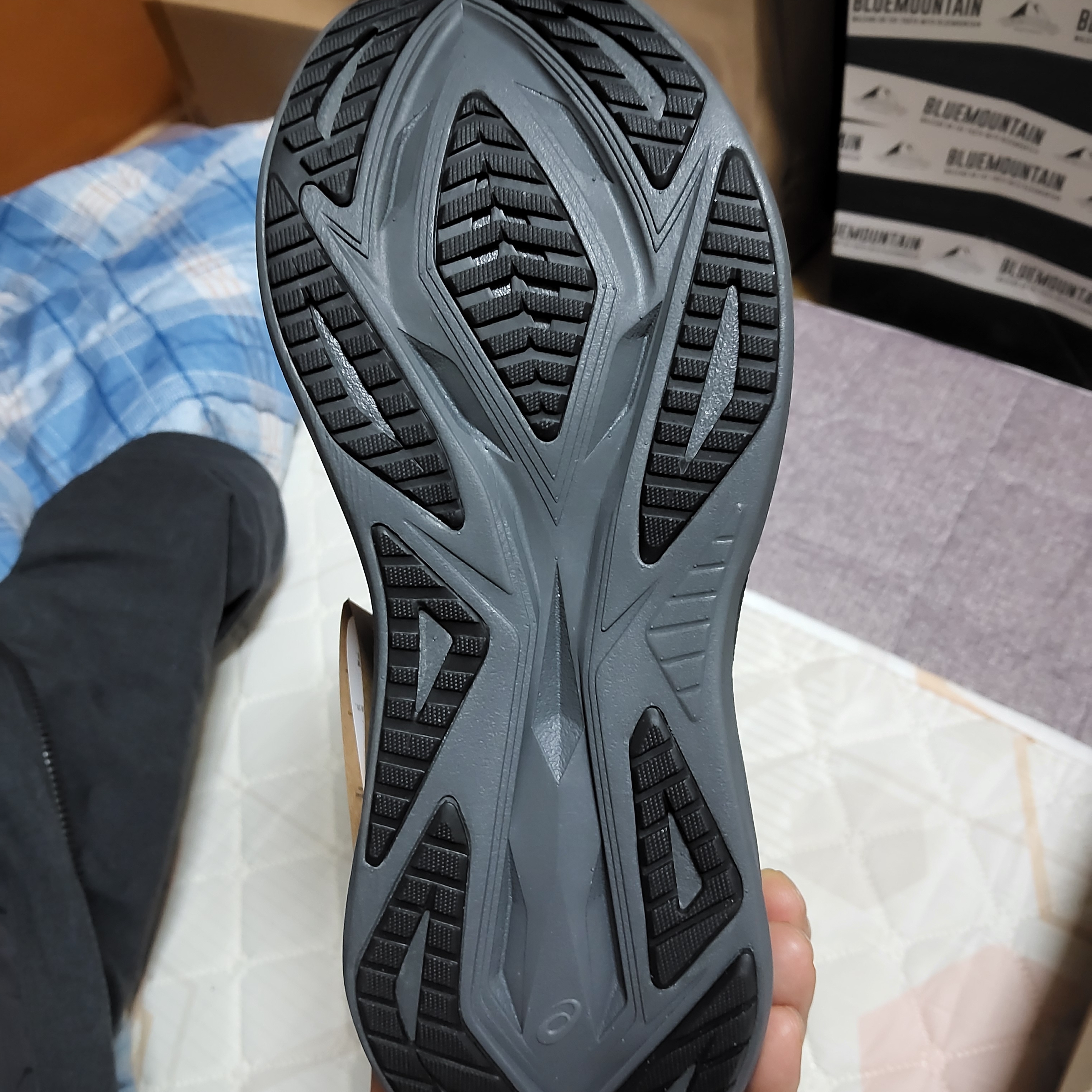 Asics Superblast 2 Black White 착용 스타일 - 9