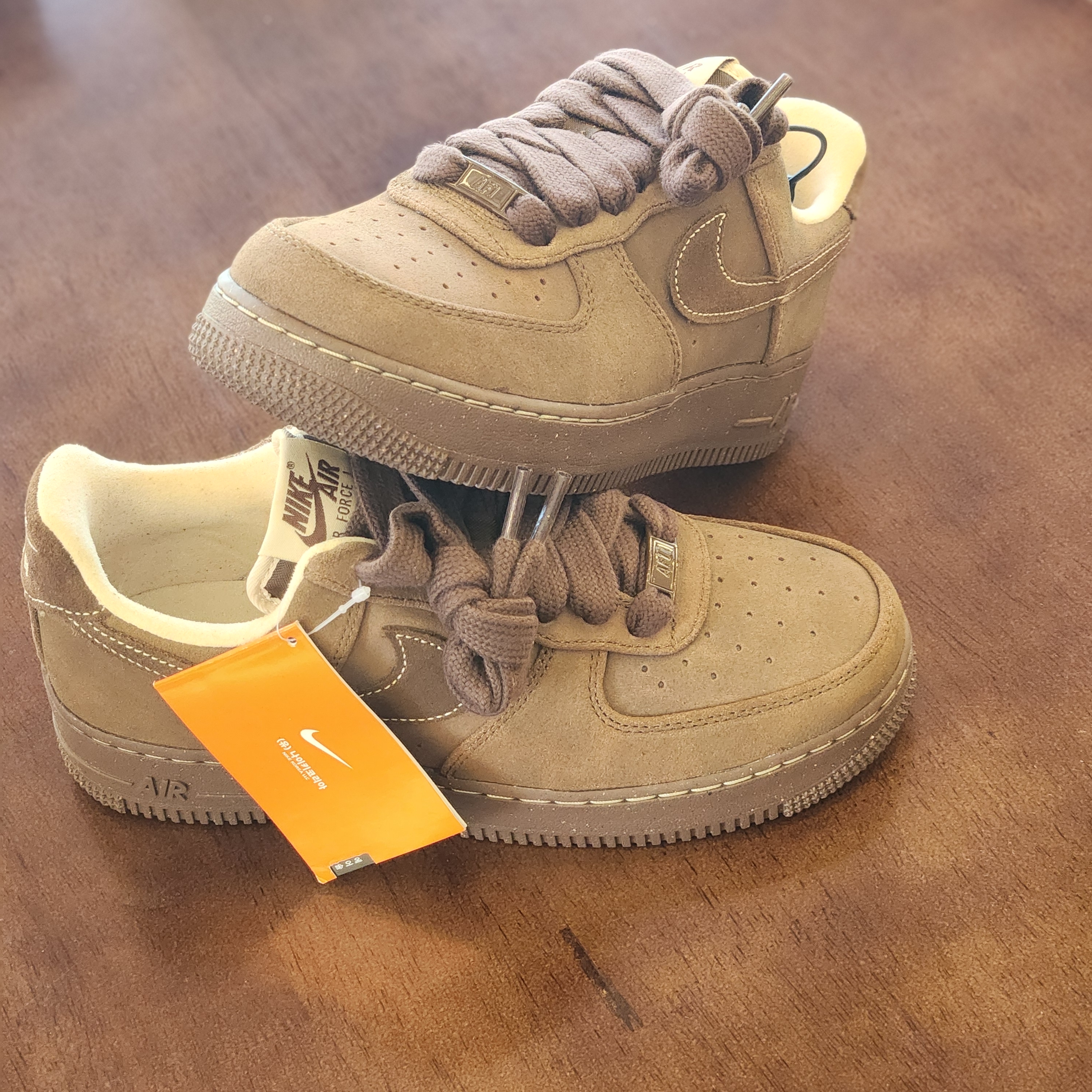 (W) Nike Air Force 1 '07 Cacao Wow 착용 스타일 - 2